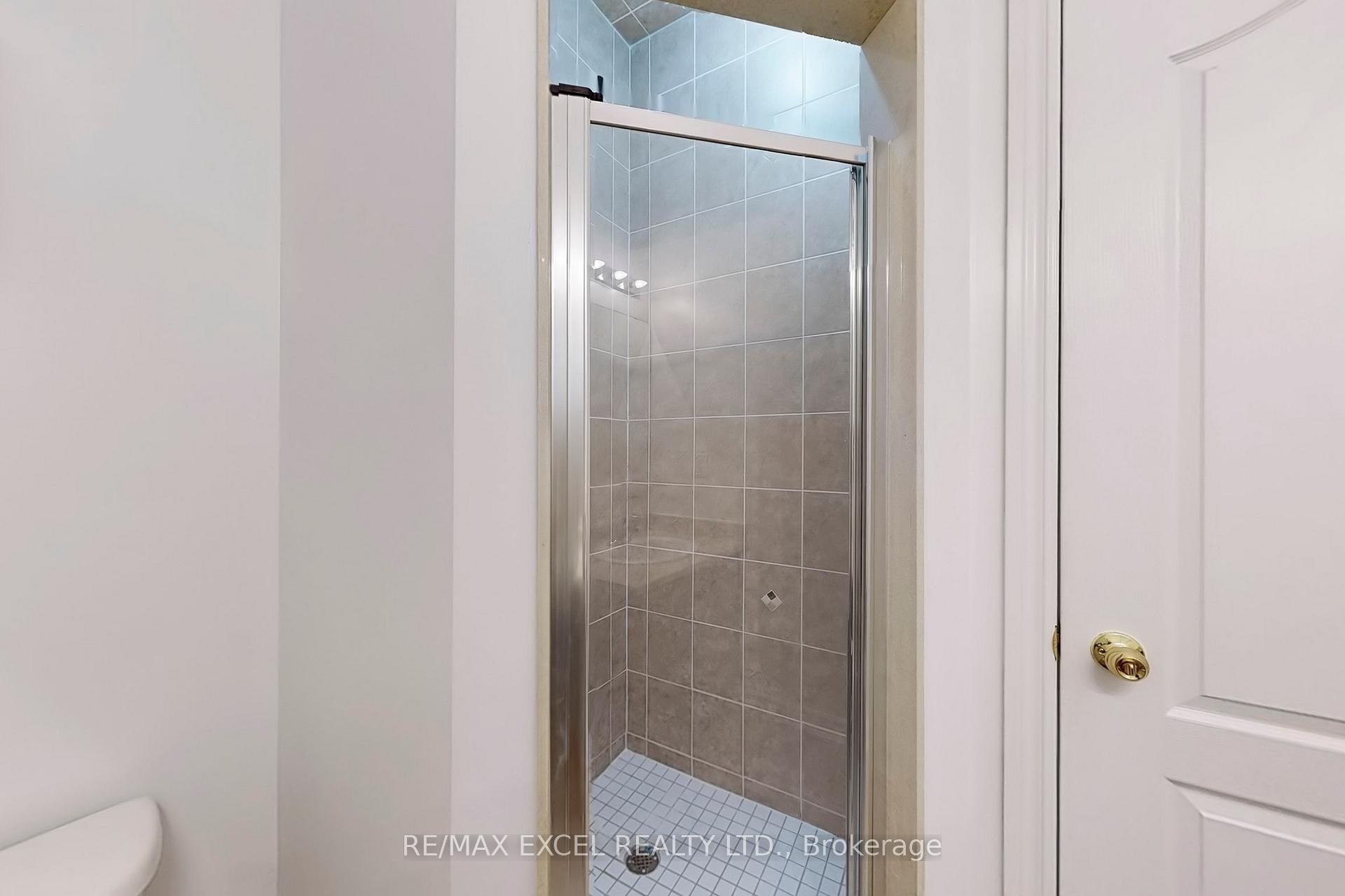 Photo 19 of 11 Vandaam Lane, Markham, Cathedraltown — HOMEH