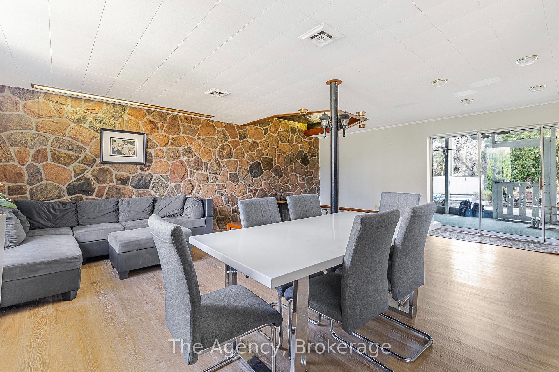 Photo 13 of 31 Daffodil Avenue, Markham, Bayview Glen — HOMEH