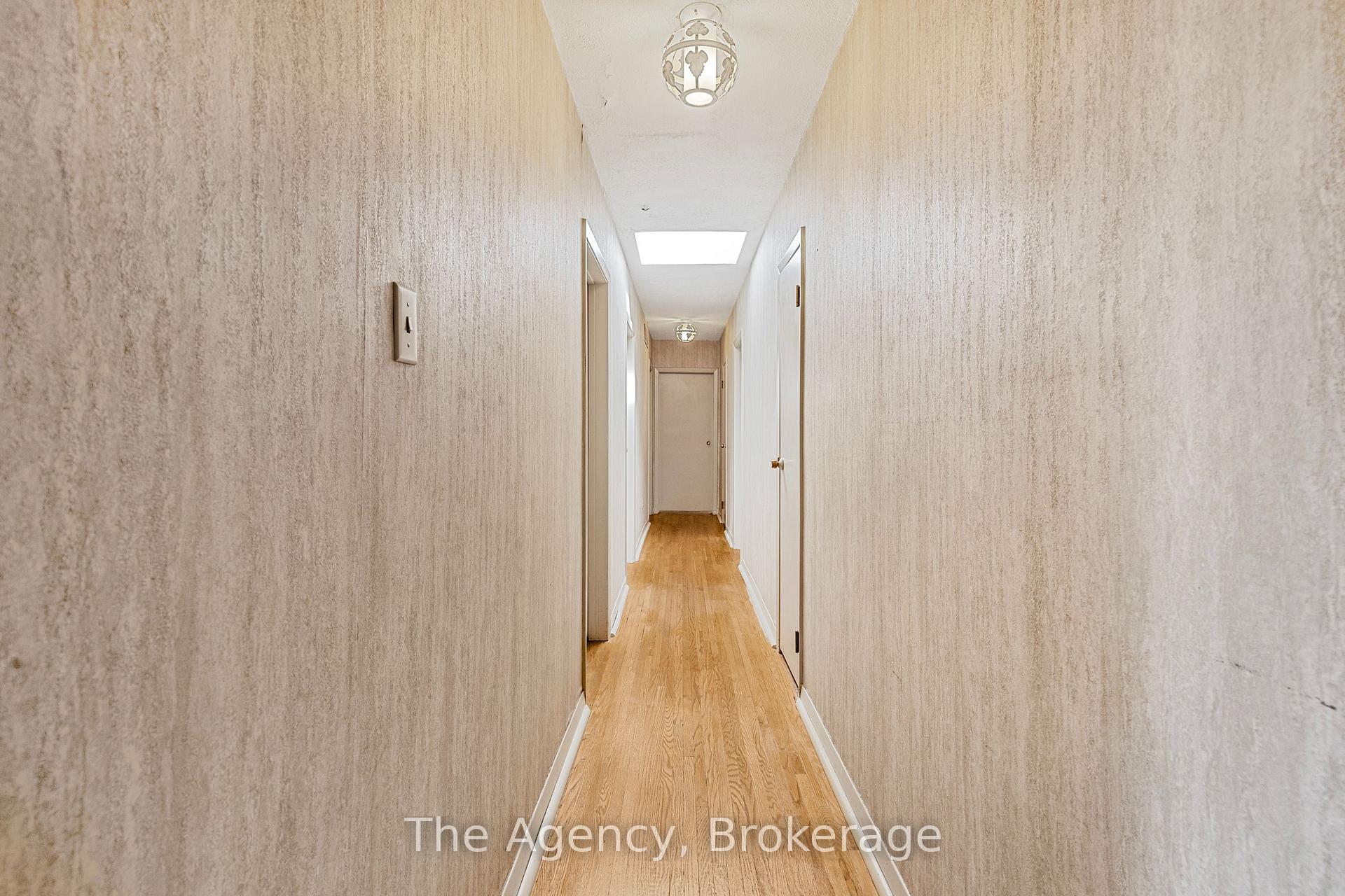 Photo 16 of 31 Daffodil Avenue, Markham, Bayview Glen — HOMEH