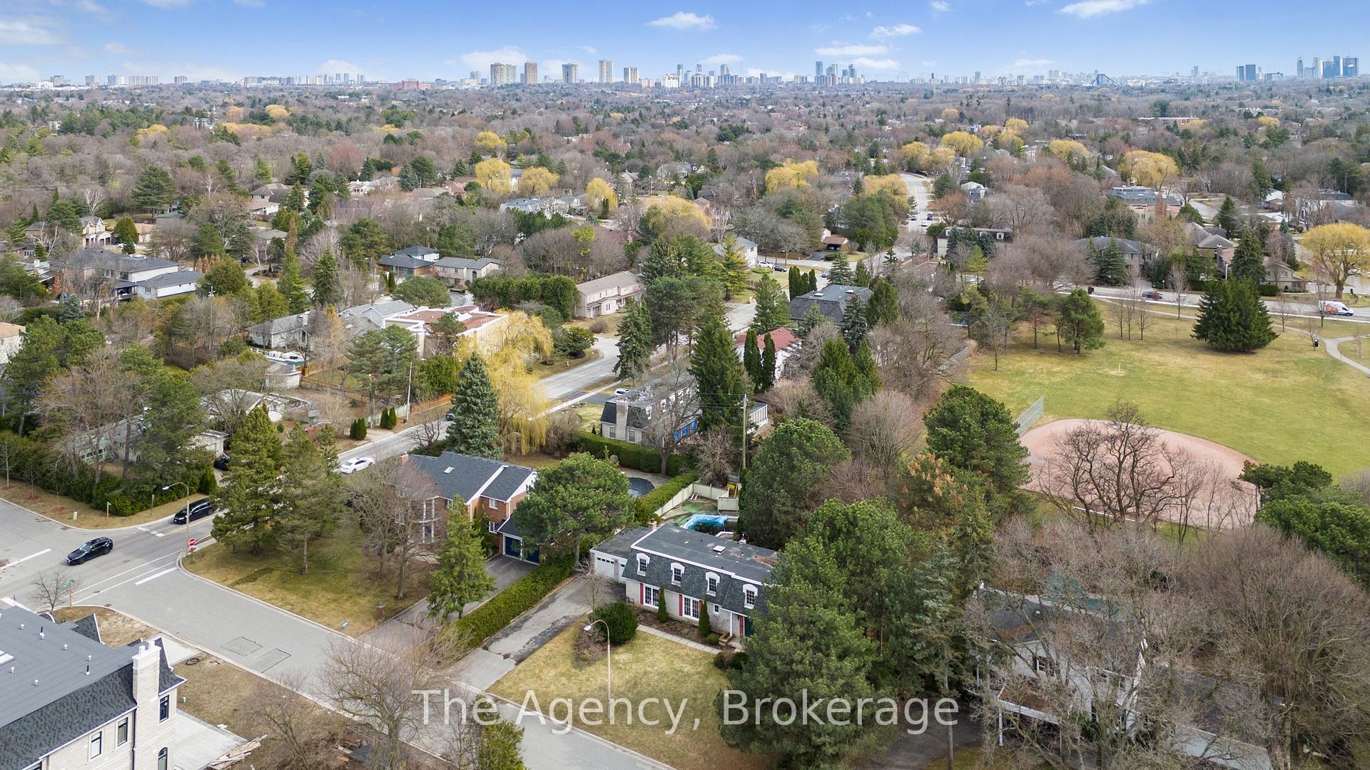 Photo 26 of 31 Daffodil Avenue, Markham, Bayview Glen — HOMEH