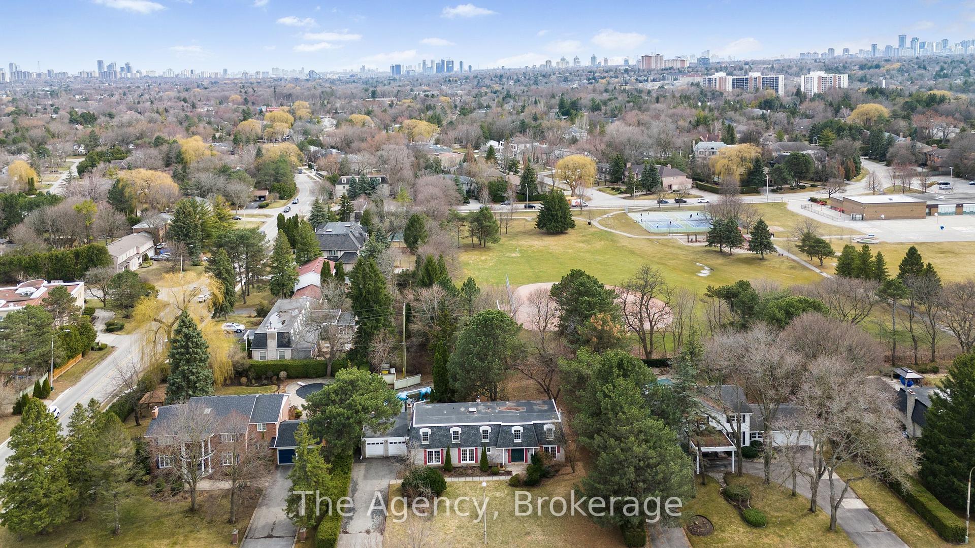 Photo 29 of 31 Daffodil Avenue, Markham, Bayview Glen — HOMEH