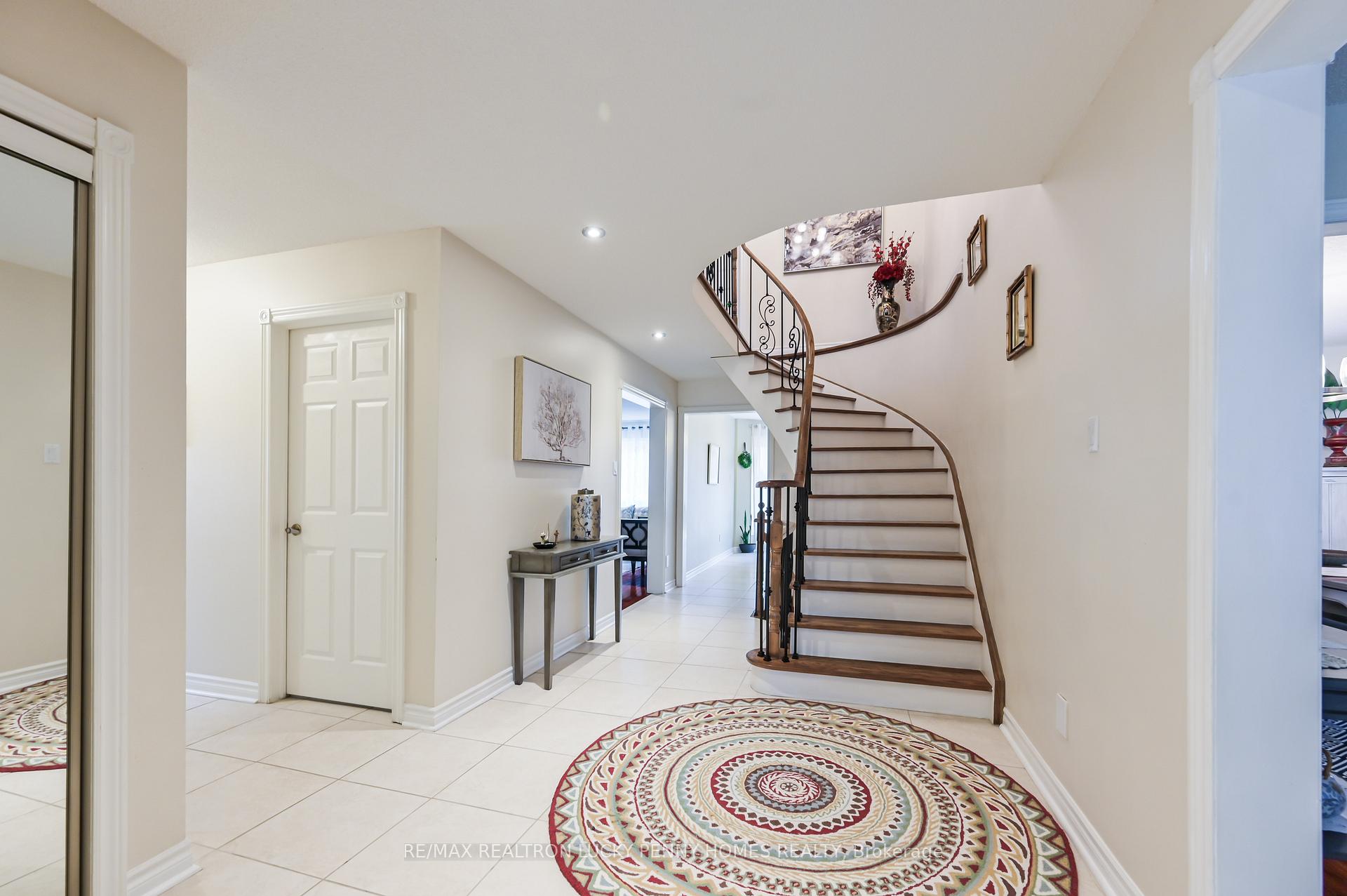 Photo 5 of 17 Buttonfield Road, Markham, Buttonville — HOMEH