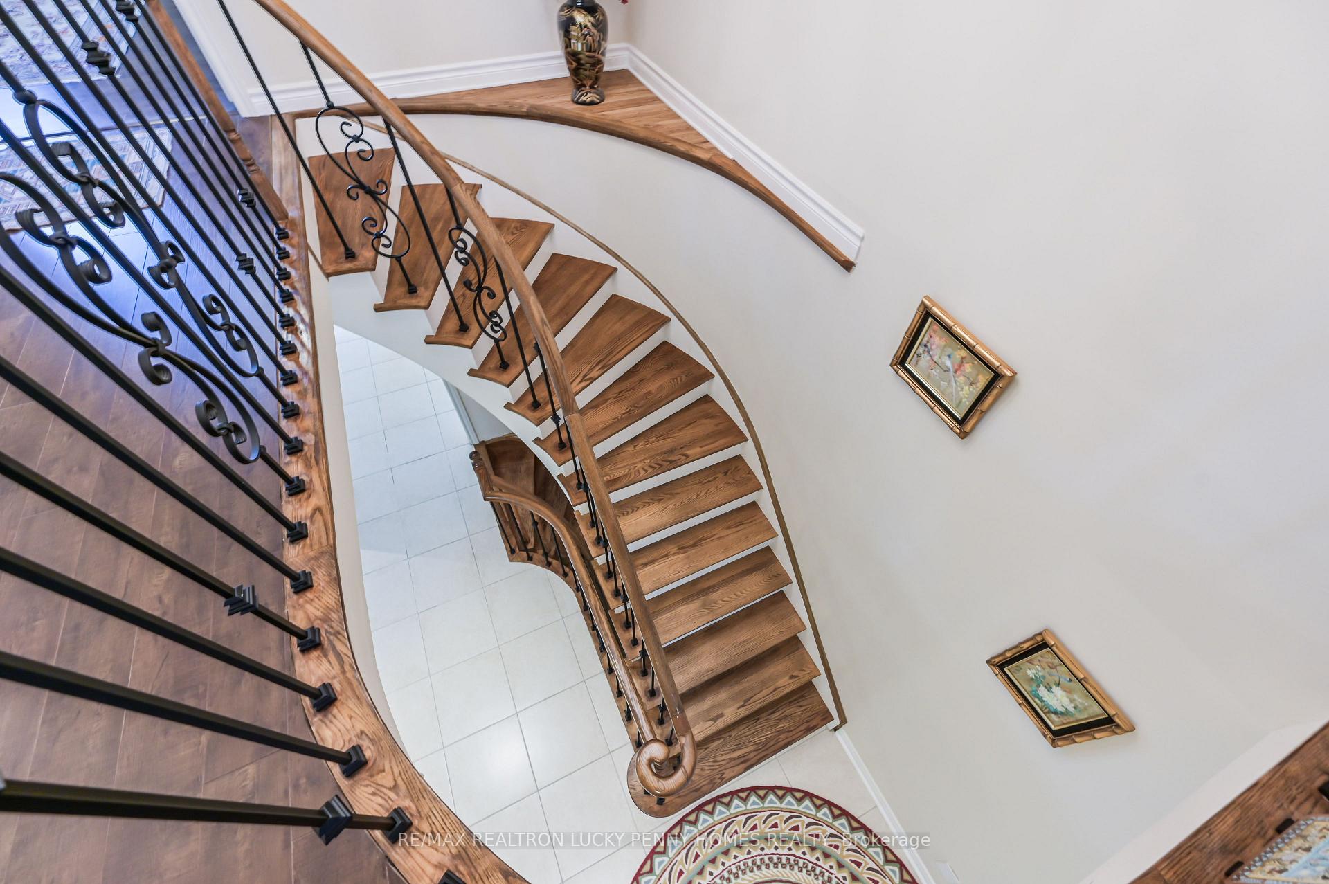 Photo 20 of 17 Buttonfield Road, Markham, Buttonville — HOMEH