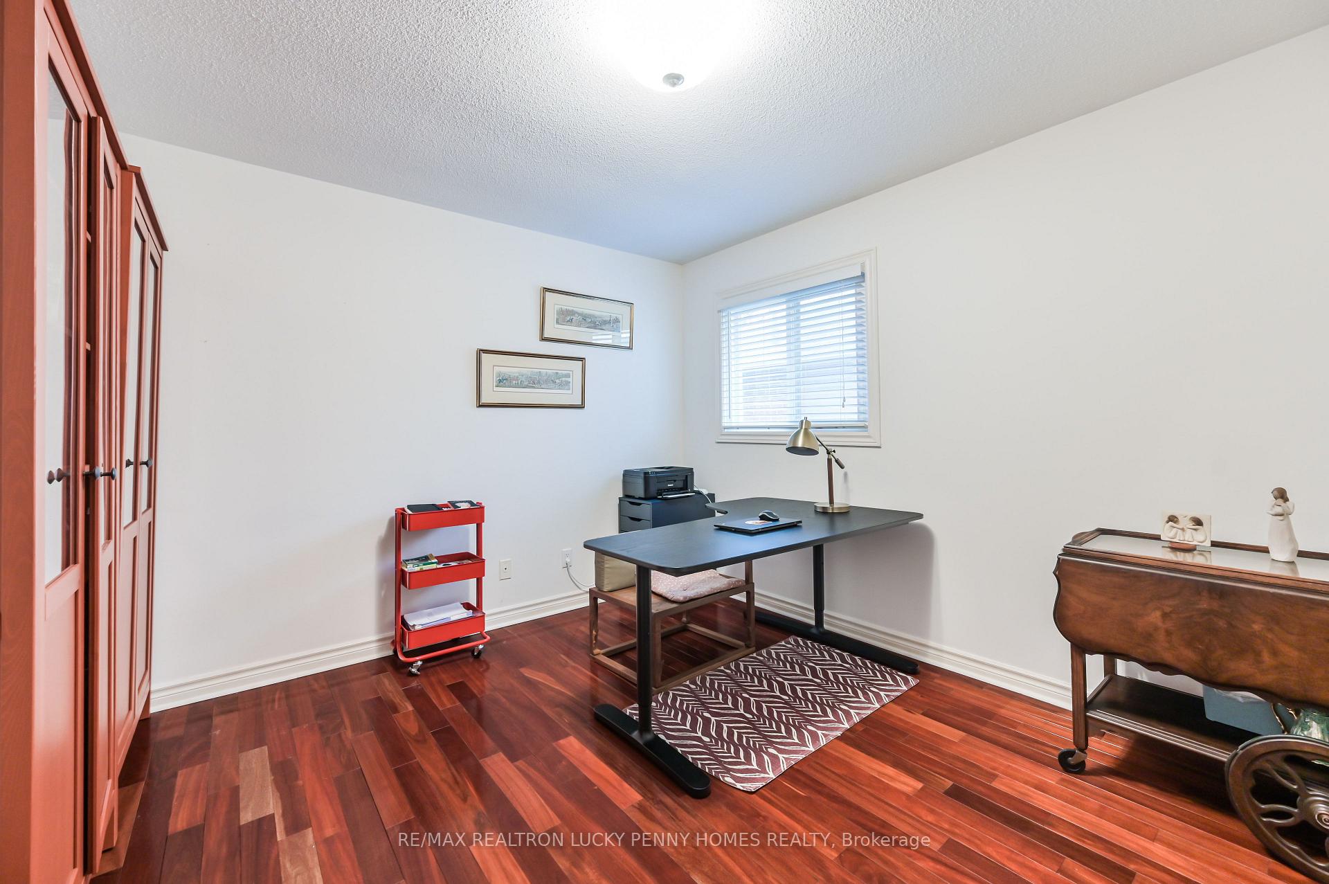 Photo 30 of 17 Buttonfield Road, Markham, Buttonville — HOMEH