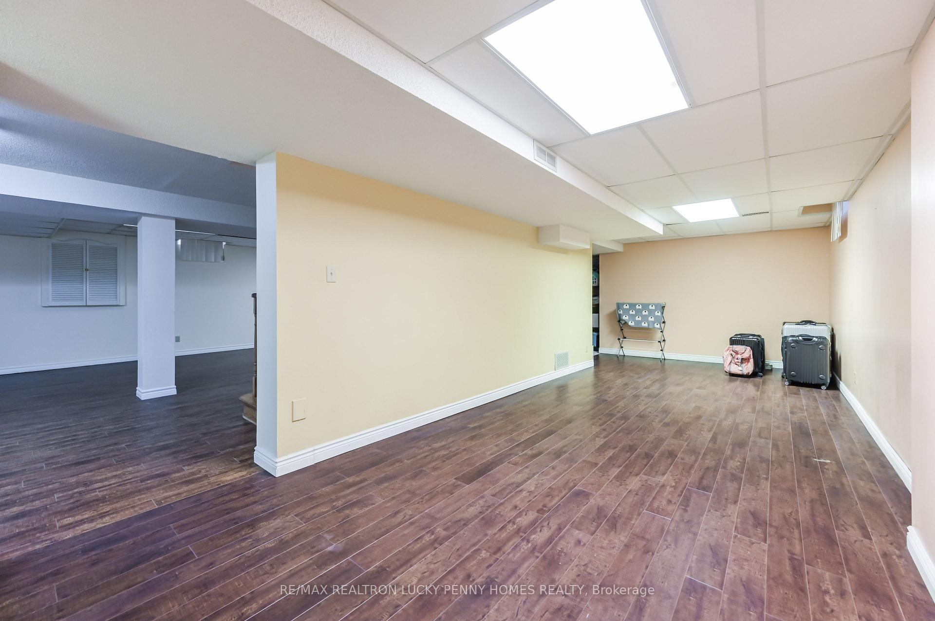 Photo 35 of 17 Buttonfield Road, Markham, Buttonville — HOMEH