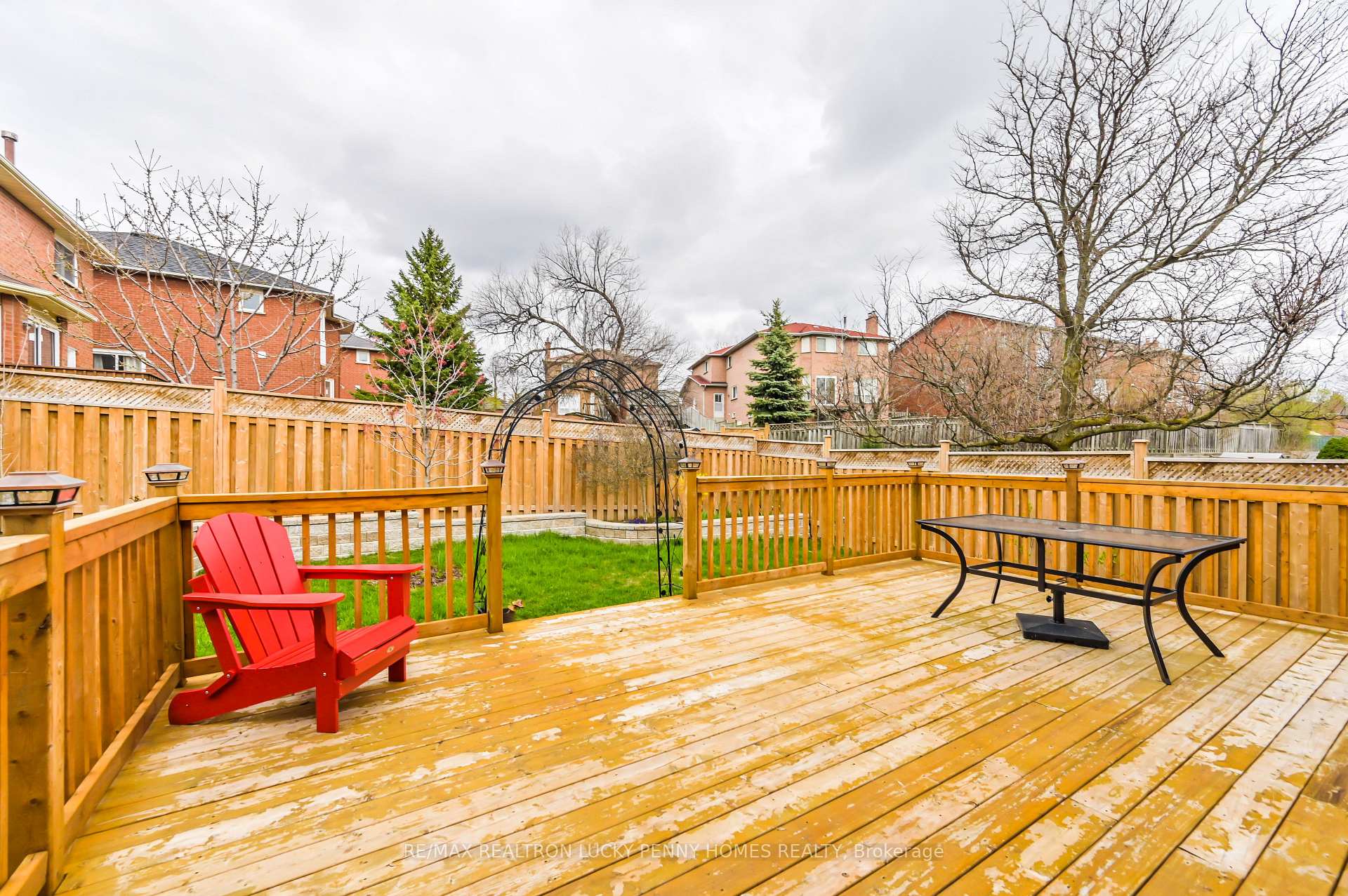 Photo 37 of 17 Buttonfield Road, Markham, Buttonville — HOMEH