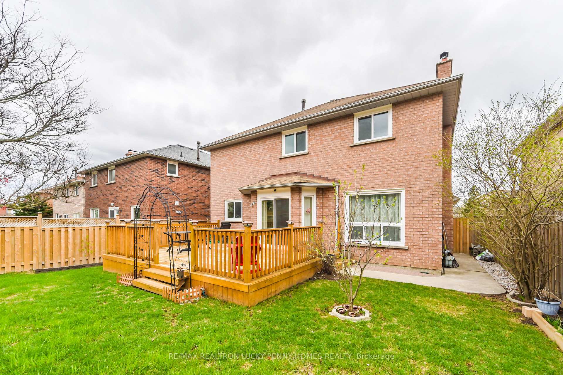 Photo 40 of 17 Buttonfield Road, Markham, Buttonville — HOMEH