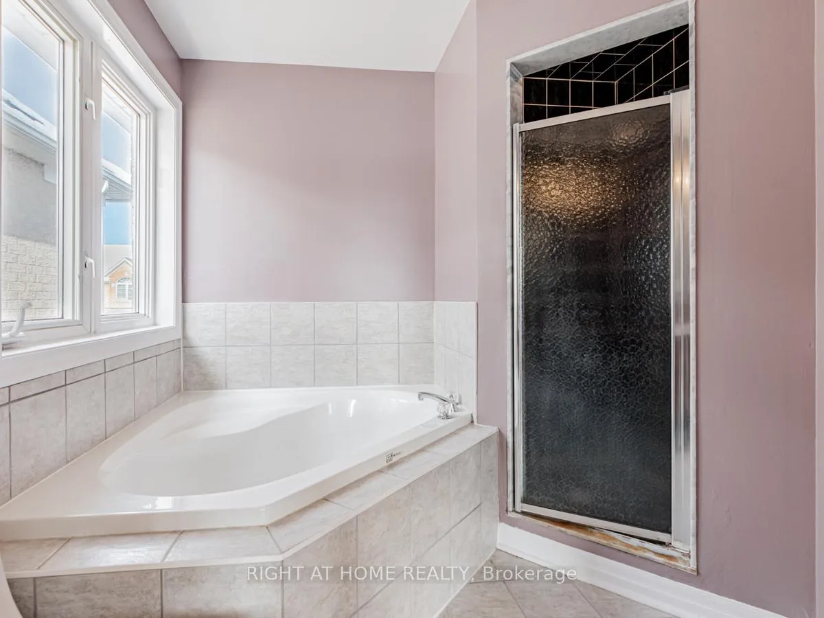 Photo 27 of 27 Wiltshire Drive, Markham, Berczy — HOMEH