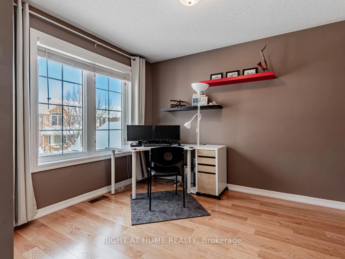 Photo 31 of 27 Wiltshire Drive, Markham, Berczy — HOMEH