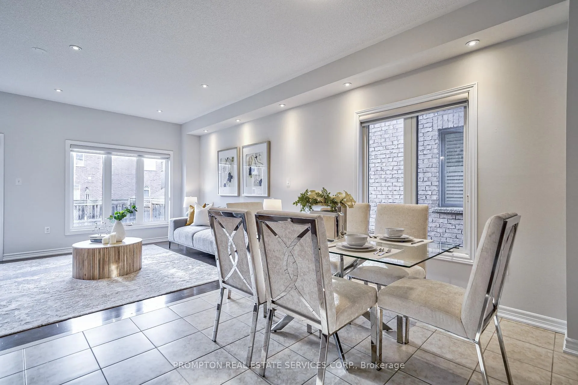 Photo 10 of 26 Memon Place, Markham, Wismer — HOMEH