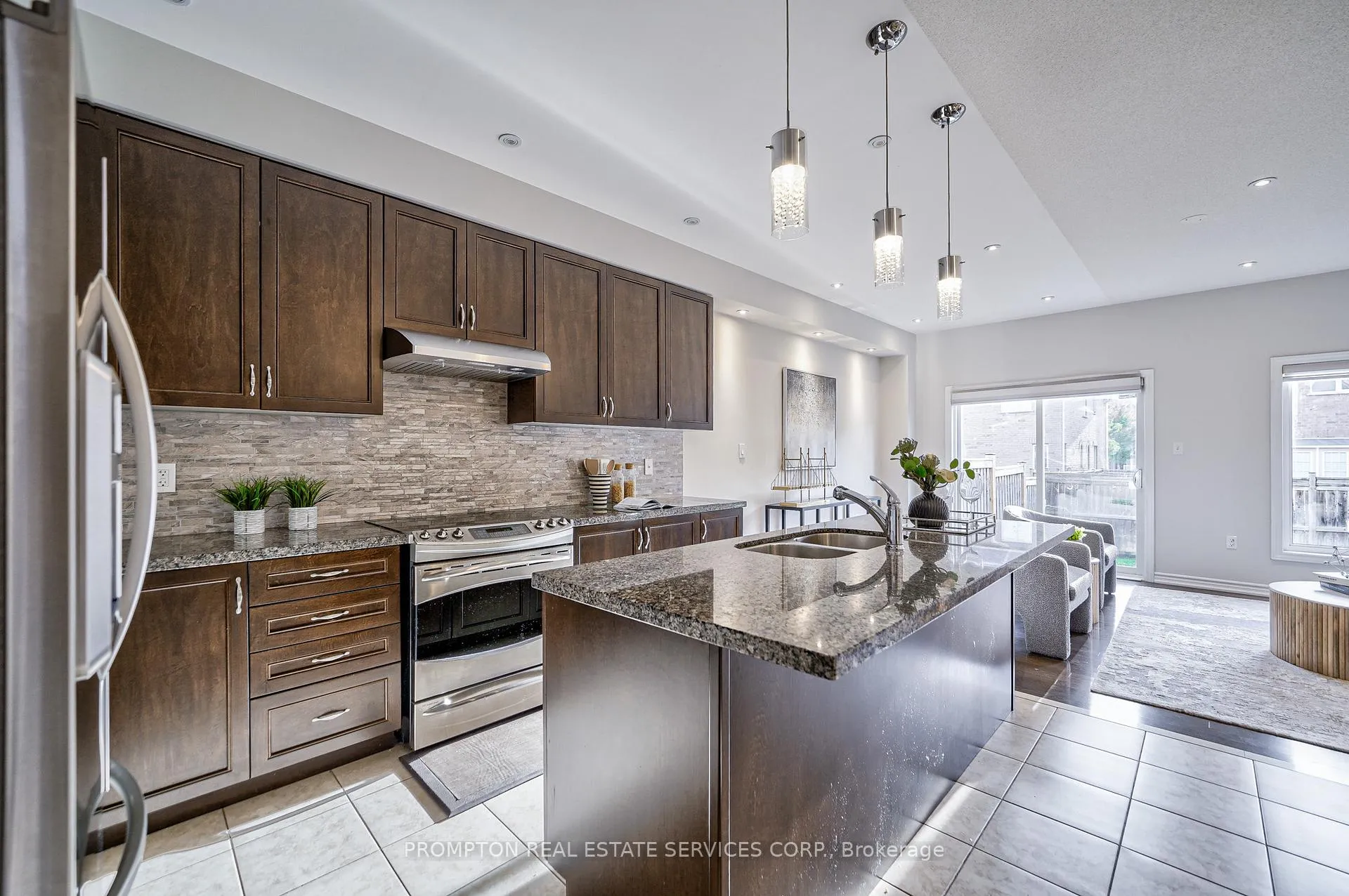 Photo 11 of 26 Memon Place, Markham, Wismer — HOMEH