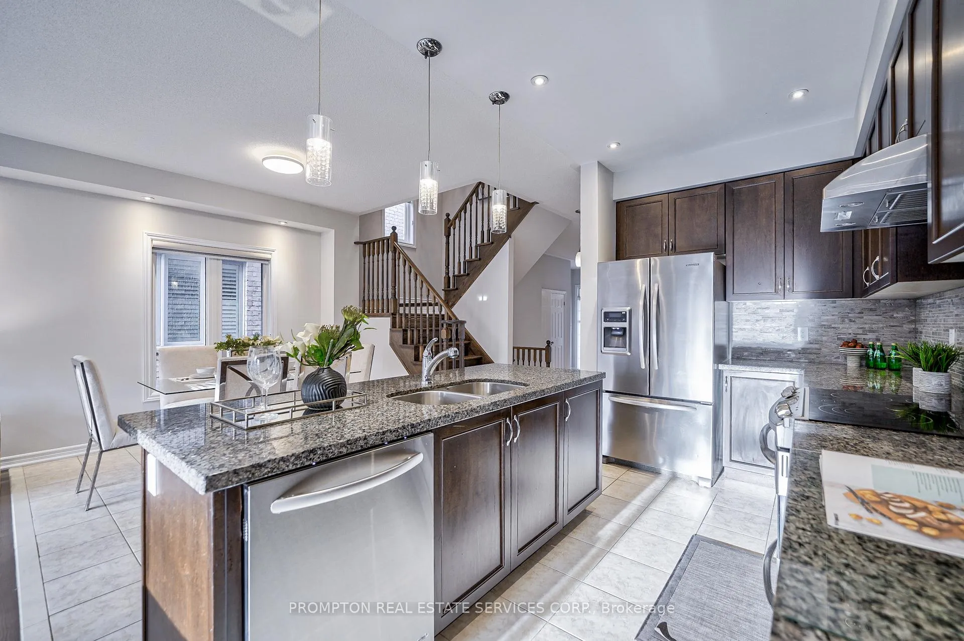 Photo 13 of 26 Memon Place, Markham, Wismer — HOMEH