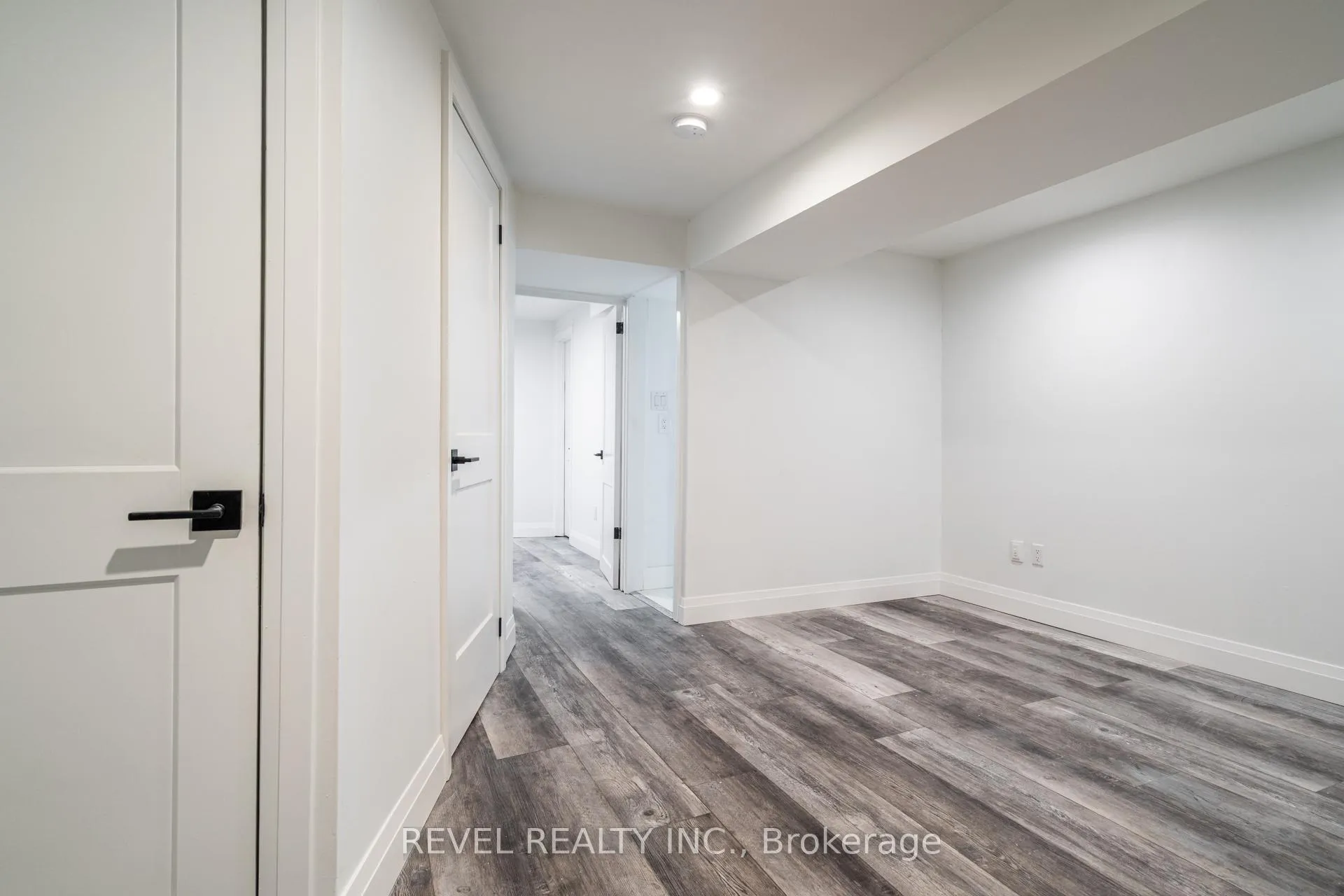 Photo 7 of Unit 3, 27 Grove Street, Hamilton, Corktown — HOMEH