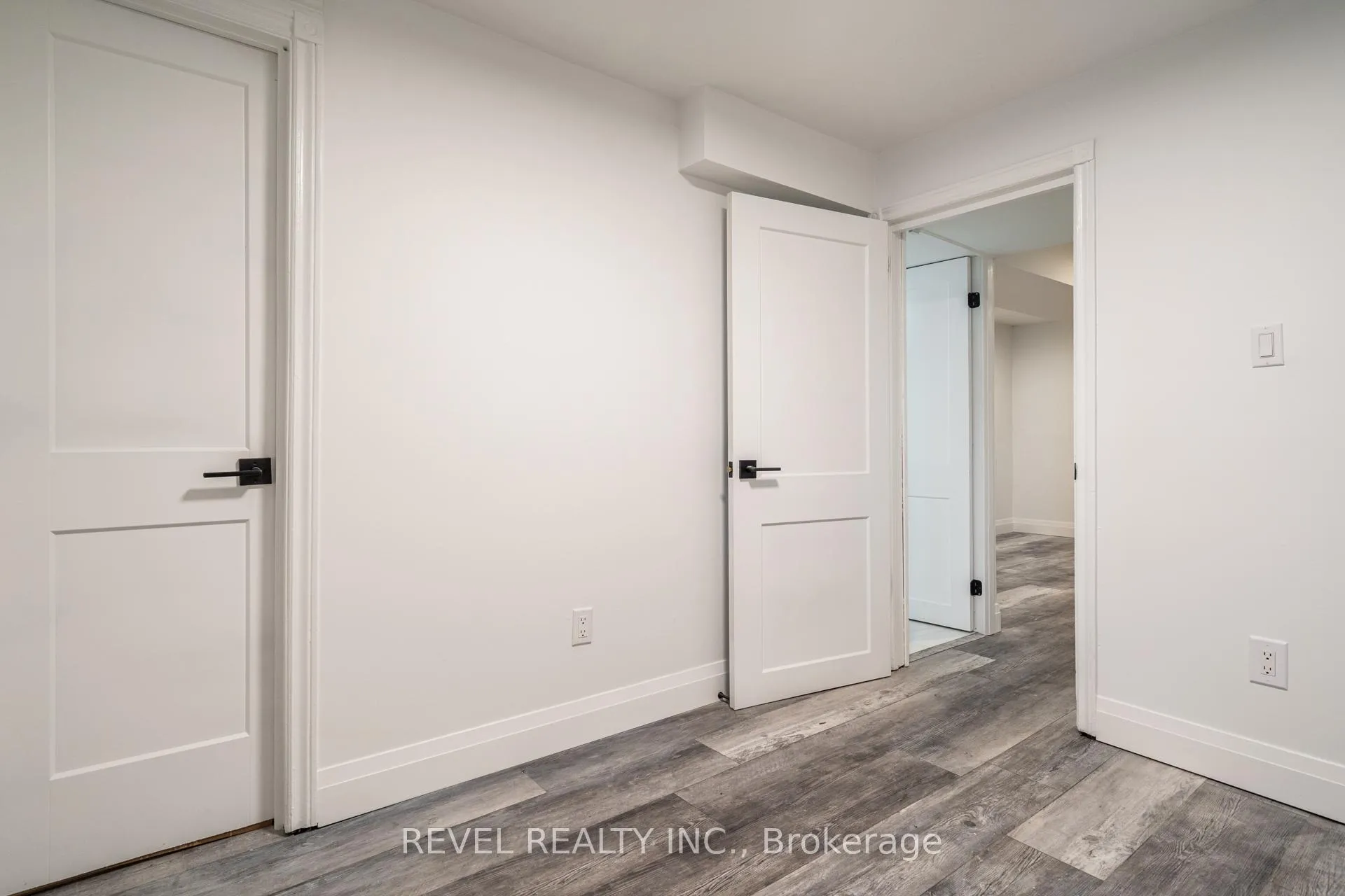Photo 10 of Unit 3, 27 Grove Street, Hamilton, Corktown — HOMEH