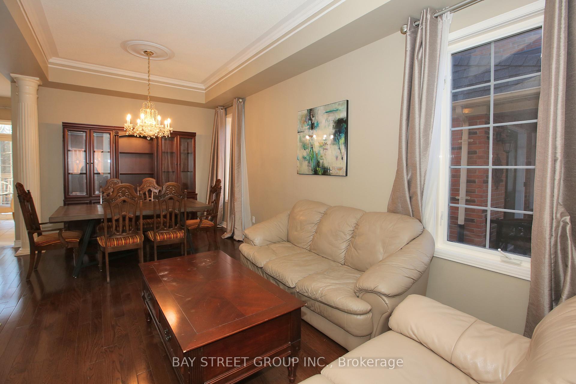 Photo 11 of 62 Trail Ridge Lane, Markham, Berczy — HOMEH