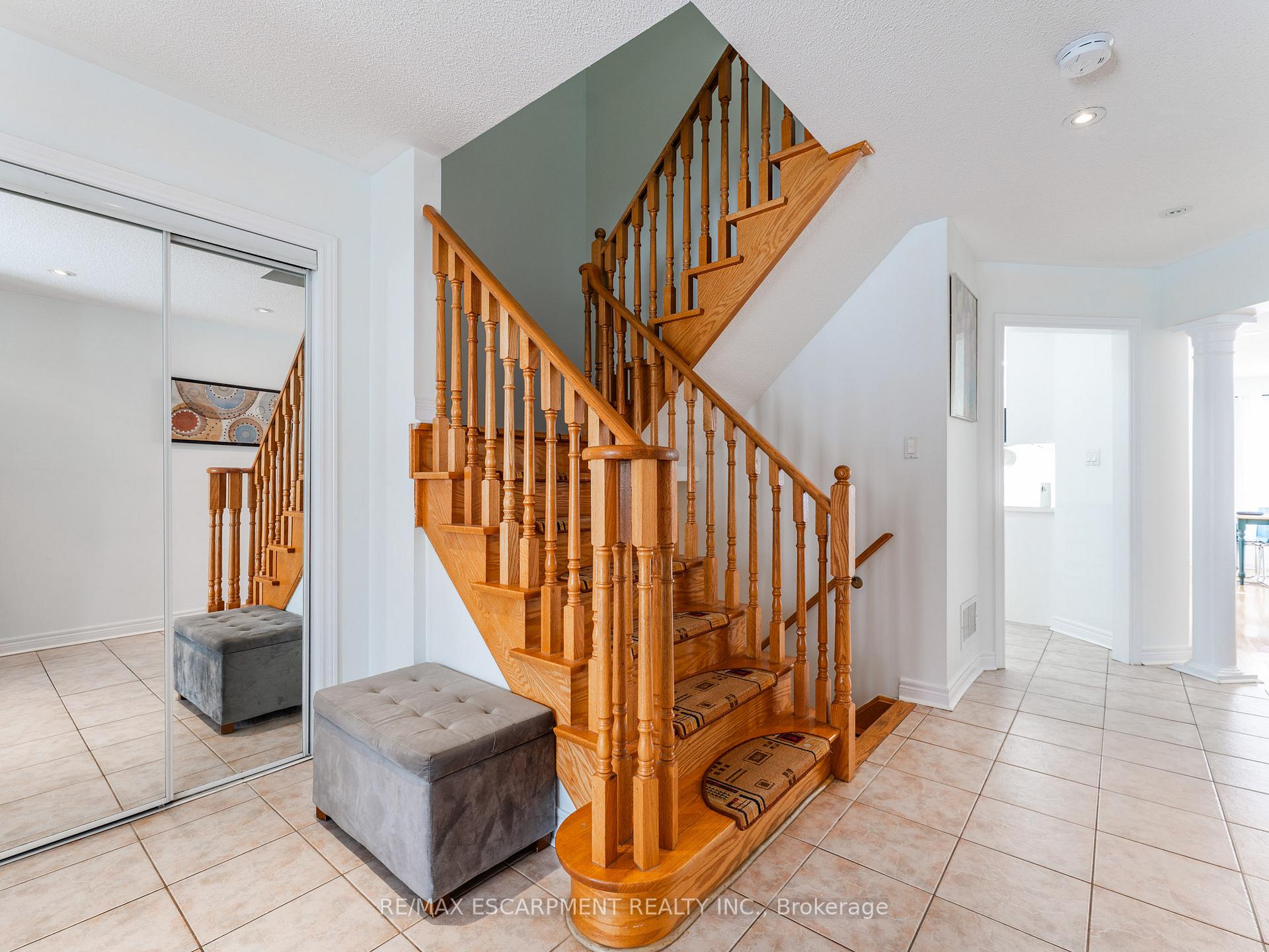 Photo 5 of 40 Cathmar Drive, Markham, Greensborough — HOMEH