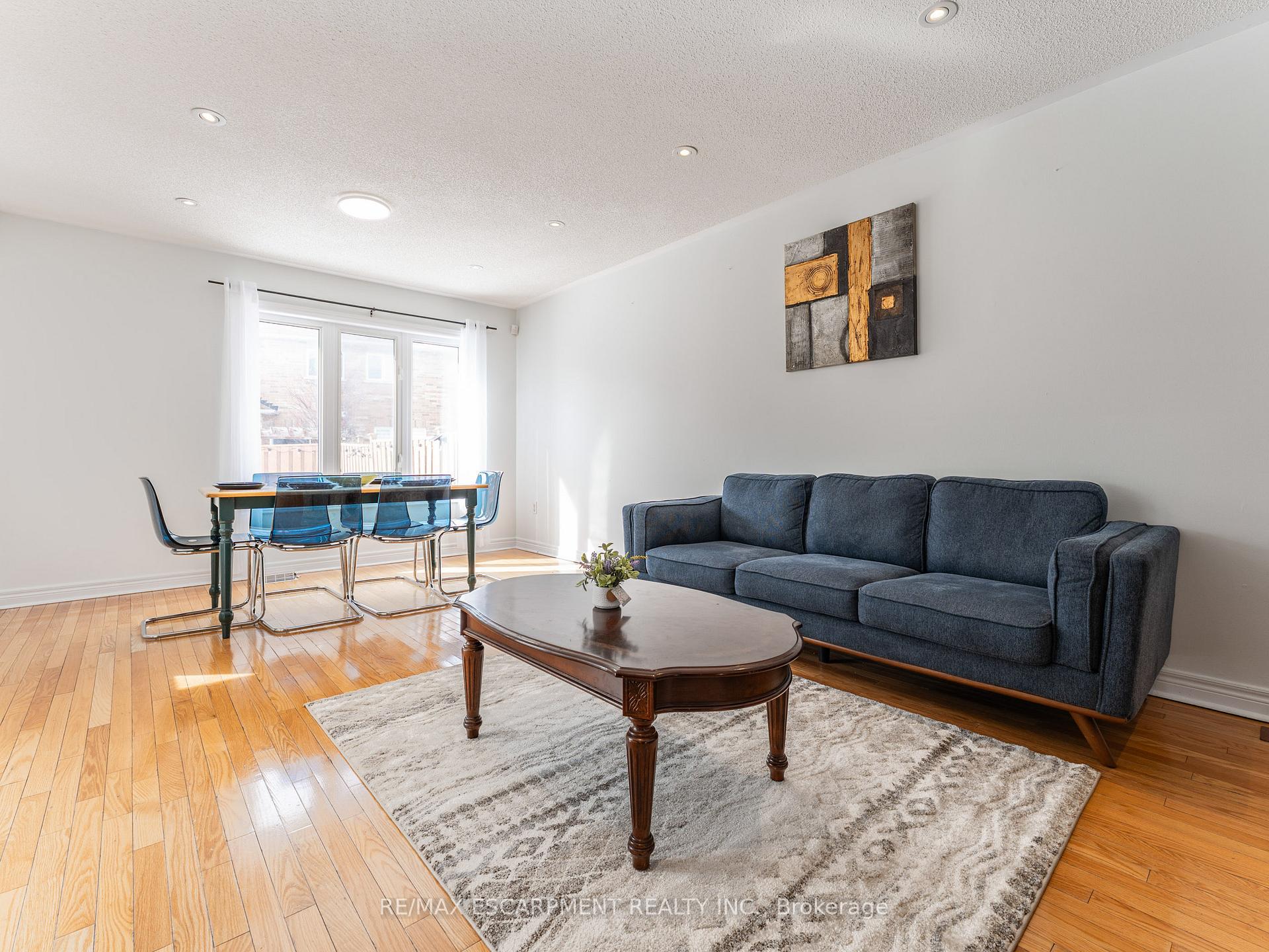 Photo 7 of 40 Cathmar Drive, Markham, Greensborough — HOMEH