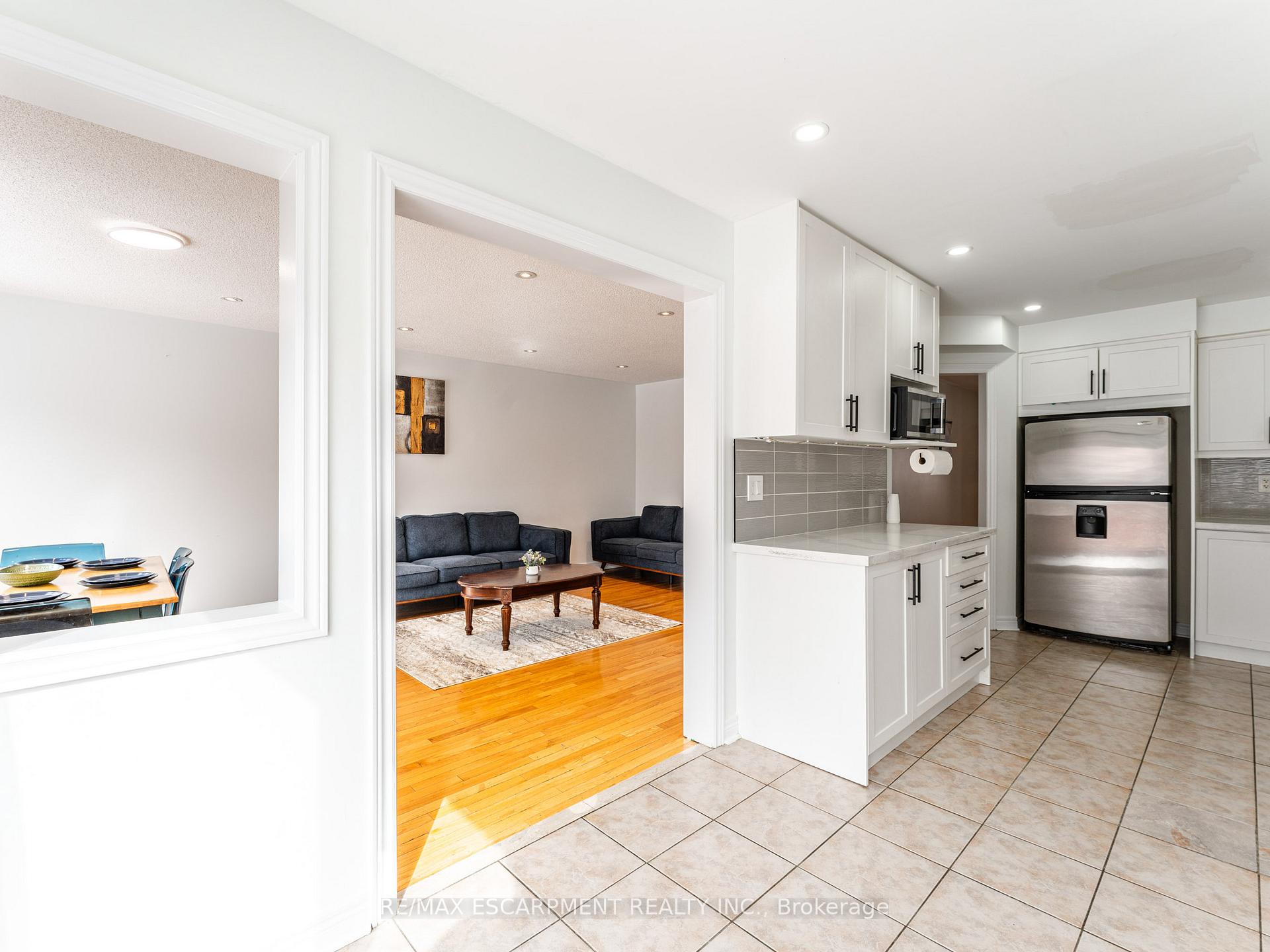 Photo 14 of 40 Cathmar Drive, Markham, Greensborough — HOMEH