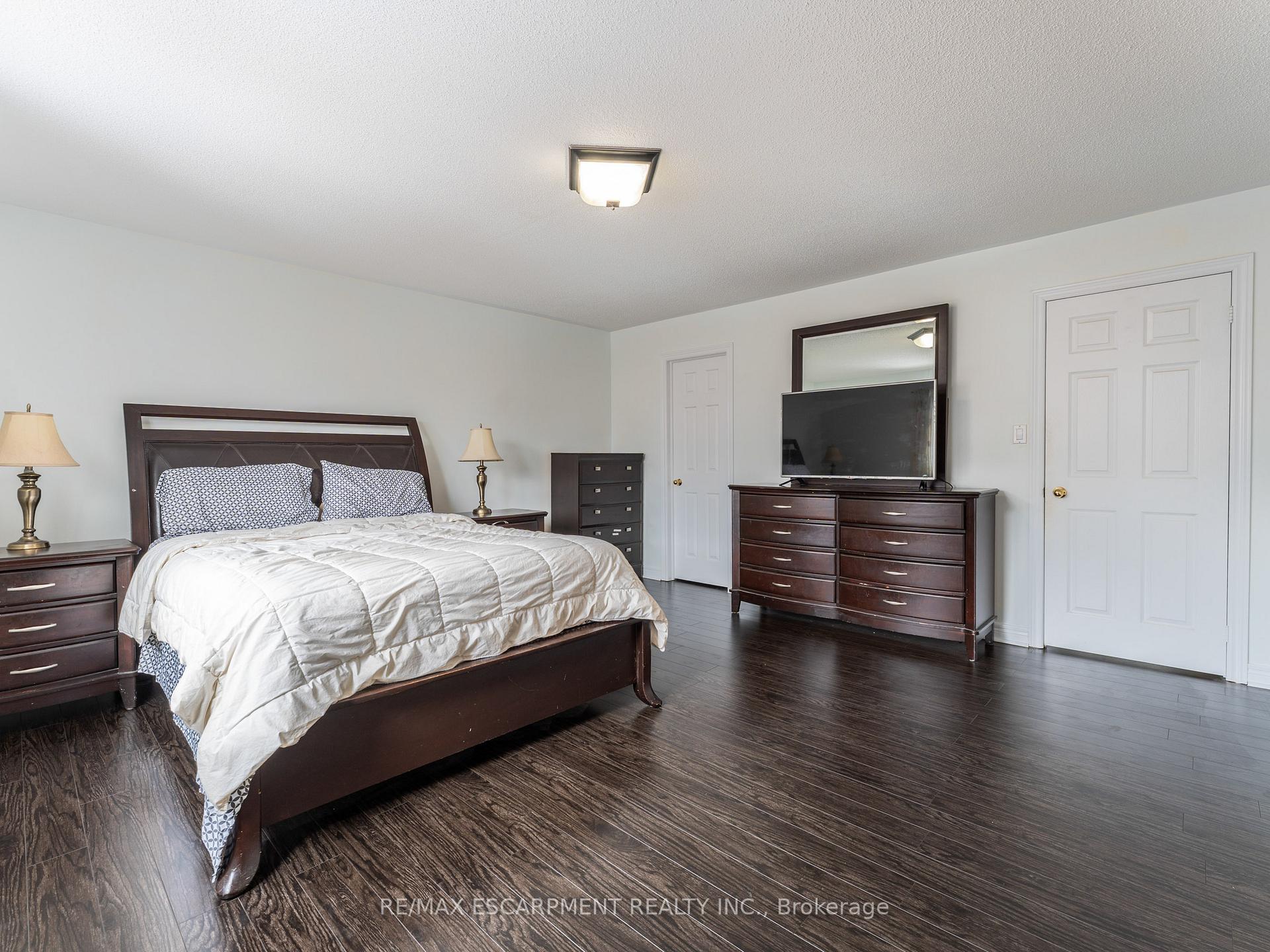 Photo 19 of 40 Cathmar Drive, Markham, Greensborough — HOMEH