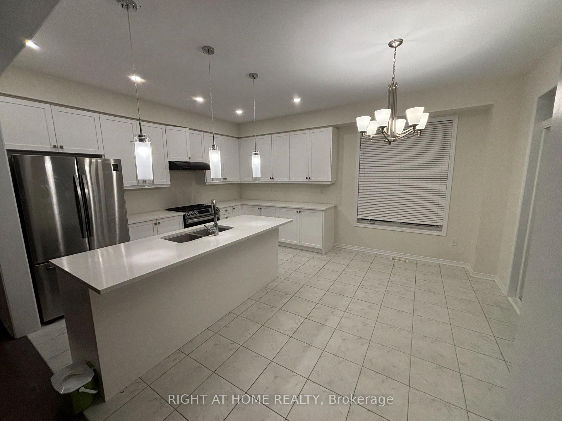 Photo 1 of 27 Royal Coachman Way, Hamilton, Stoney Creek — HOMEH