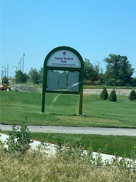Photo 25 of 27 Royal Coachman Way, Hamilton, Stoney Creek — HOMEH