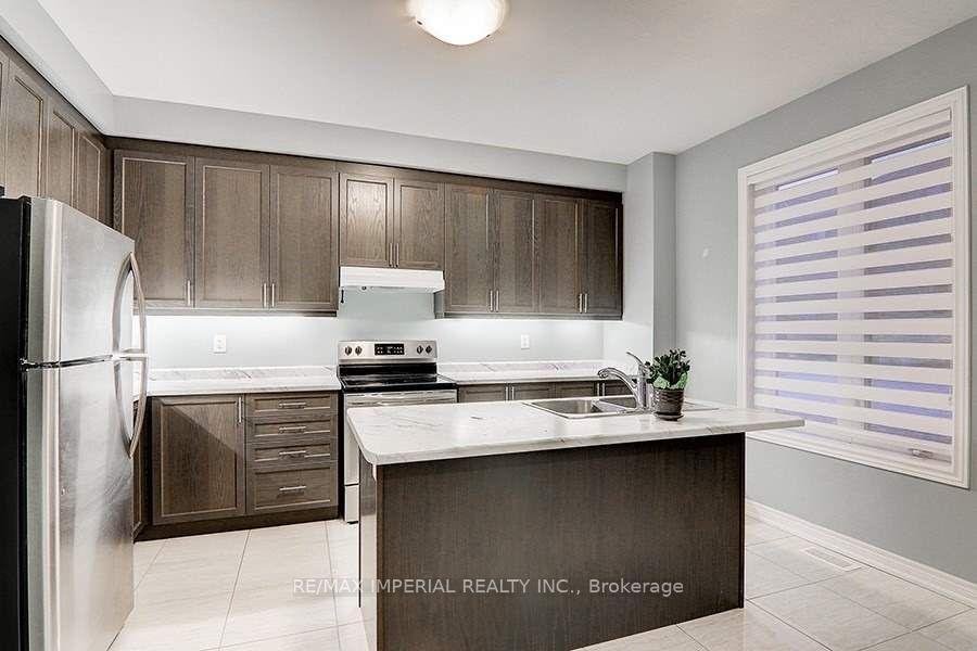 Photo 7 of 110 Luzon Avenue, Markham, Box Grove — HOMEH