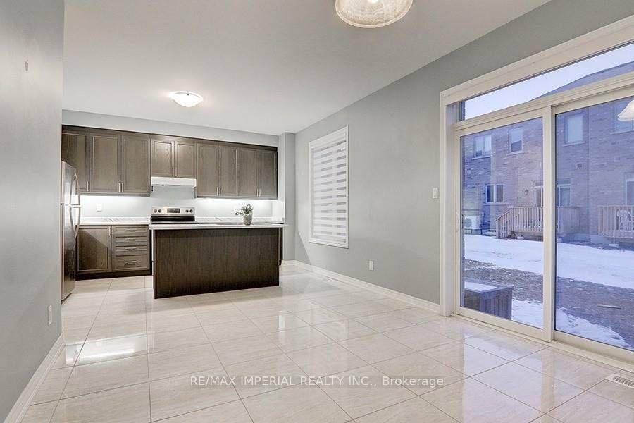 Photo 11 of 110 Luzon Avenue, Markham, Box Grove — HOMEH