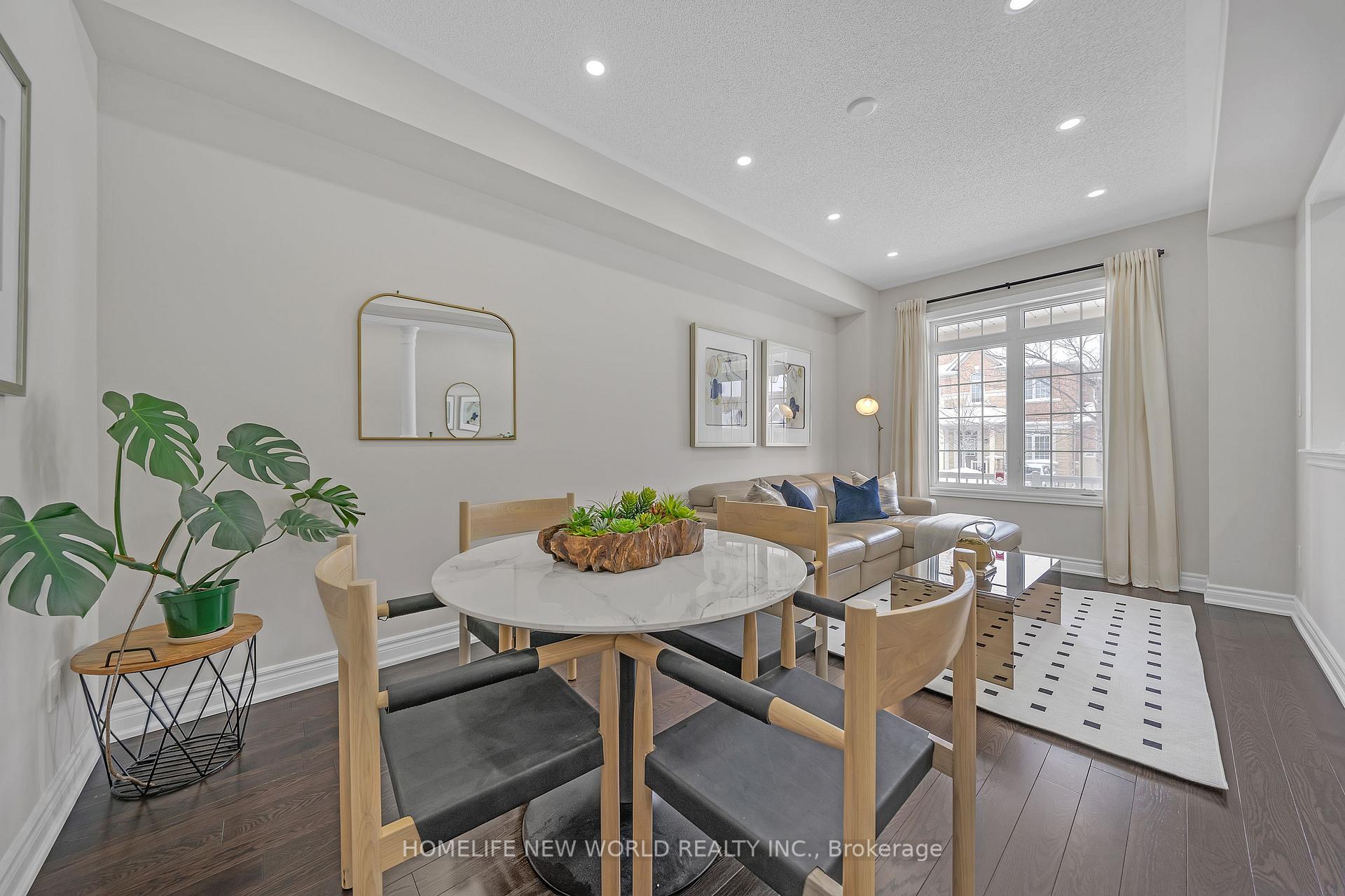 Photo 10 of 20 Begonia Street, Markham, Wismer — HOMEH