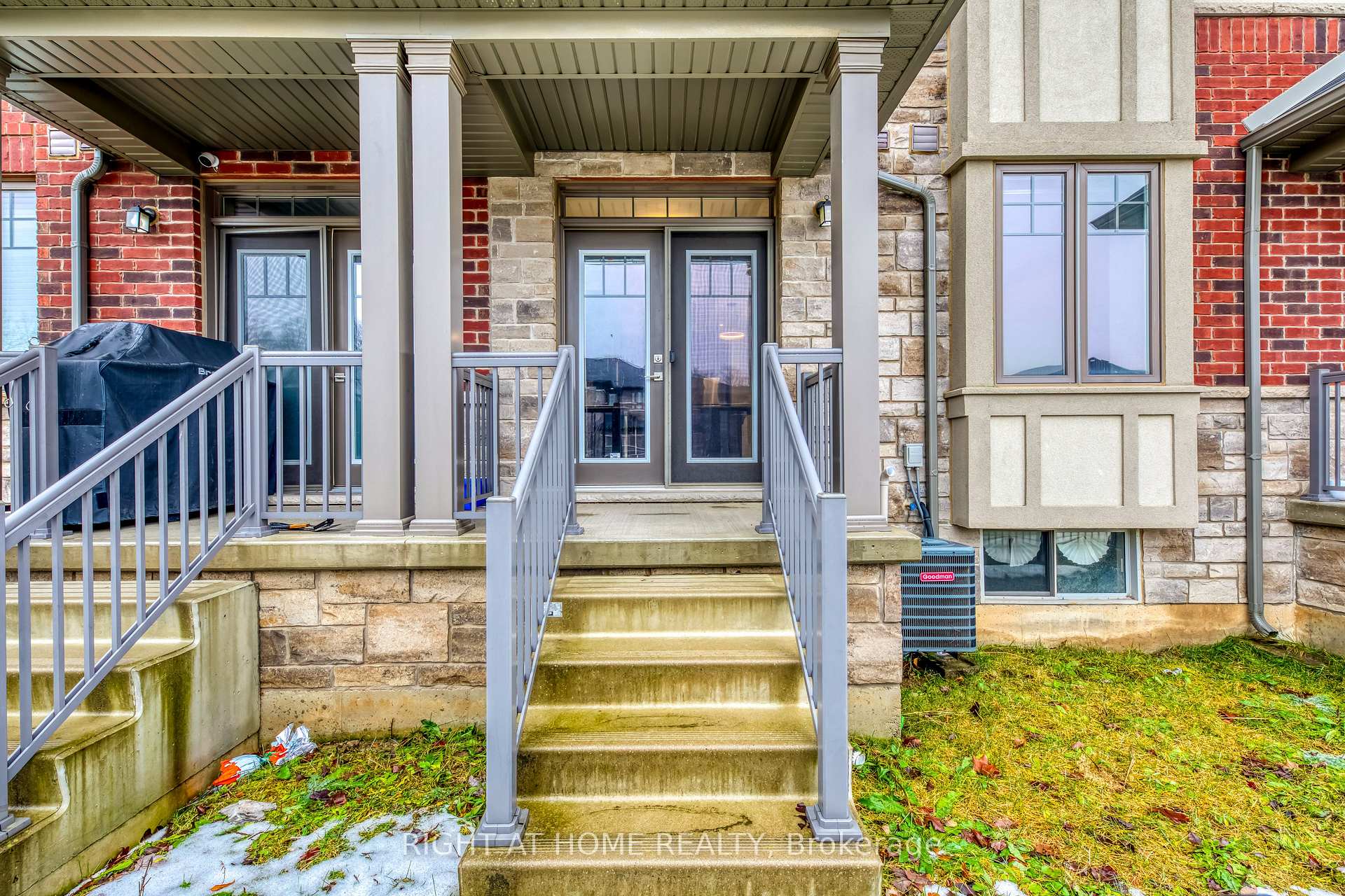 Photo 27 of 20 Farley Lane, Hamilton, Ancaster — HOMEH