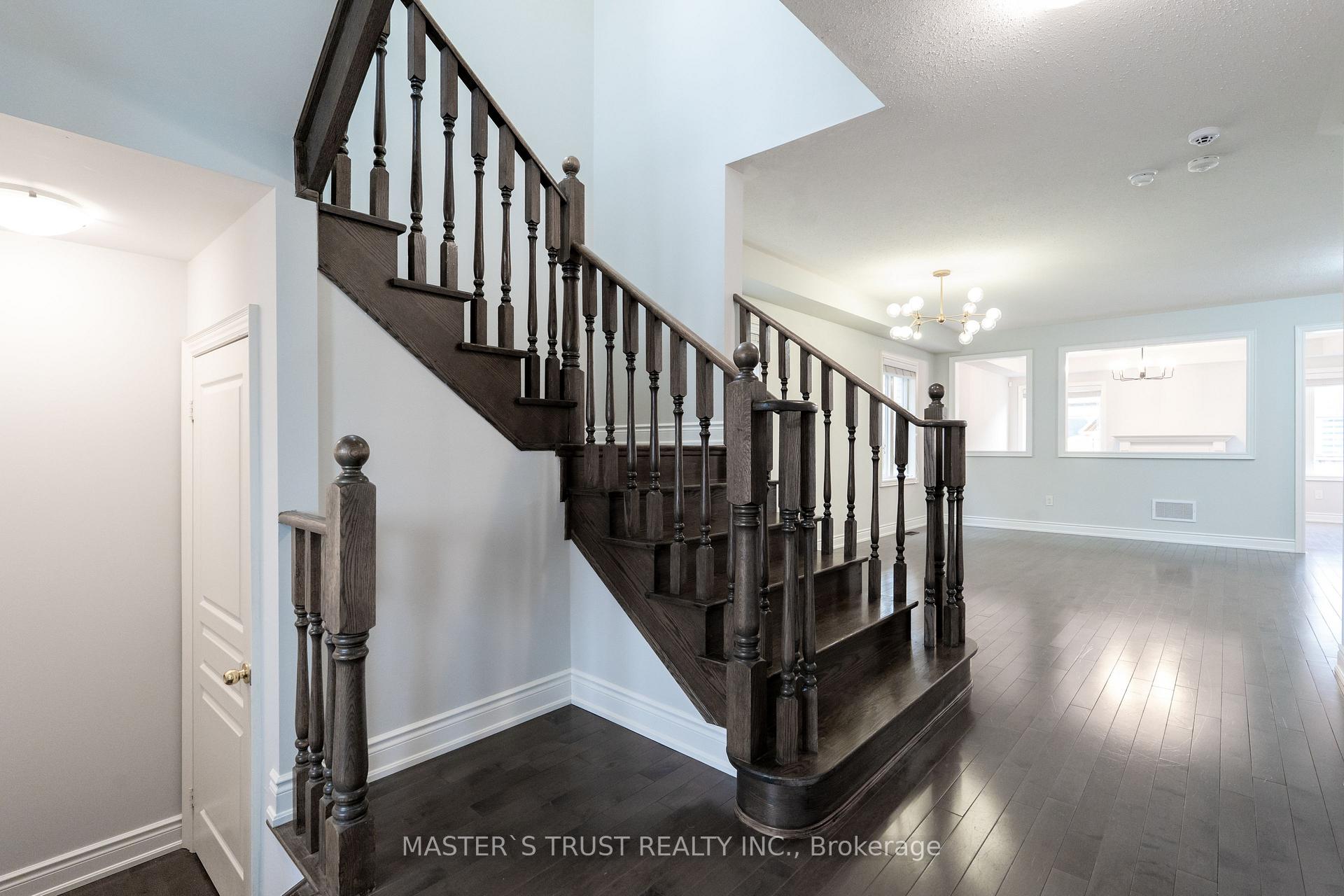 Photo 4 of 1562 Leger Way, Milton, Ford — HOMEH