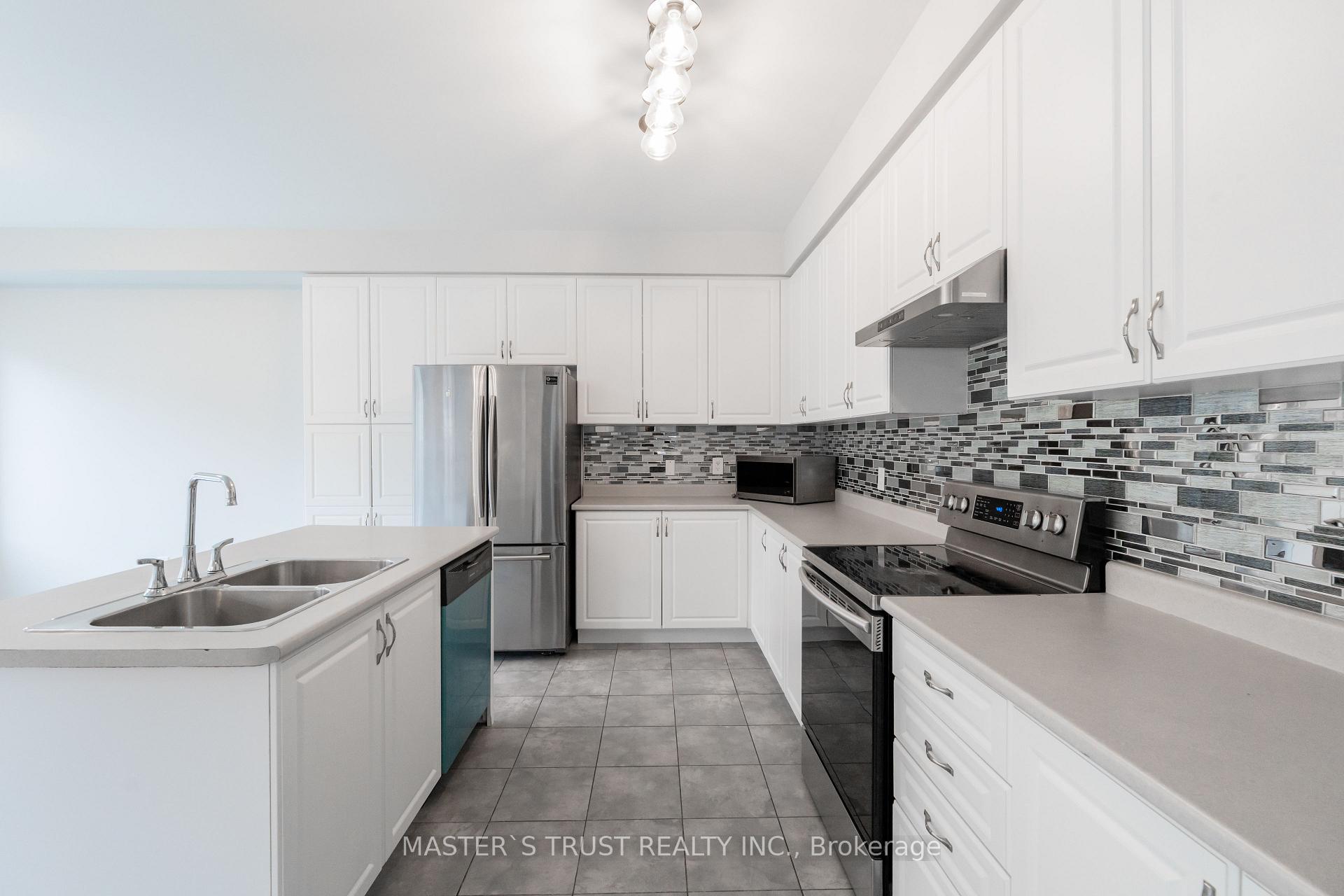 Photo 36 of 1562 Leger Way, Milton, Ford — HOMEH