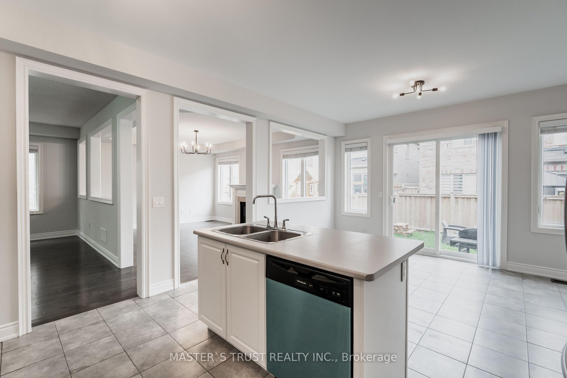 Photo 13 of 1562 Leger Way, Milton, Ford — HOMEH