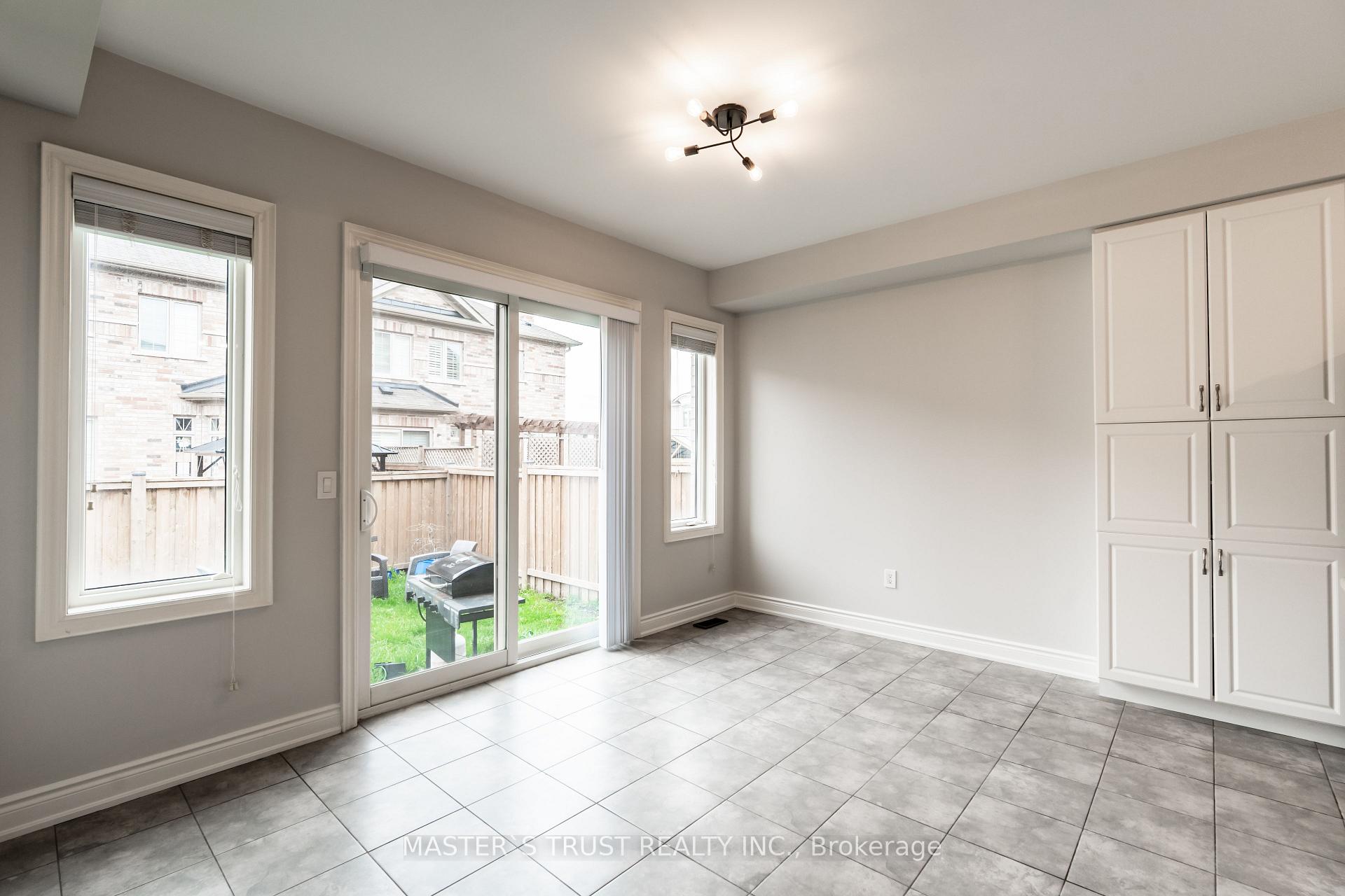 Photo 14 of 1562 Leger Way, Milton, Ford — HOMEH