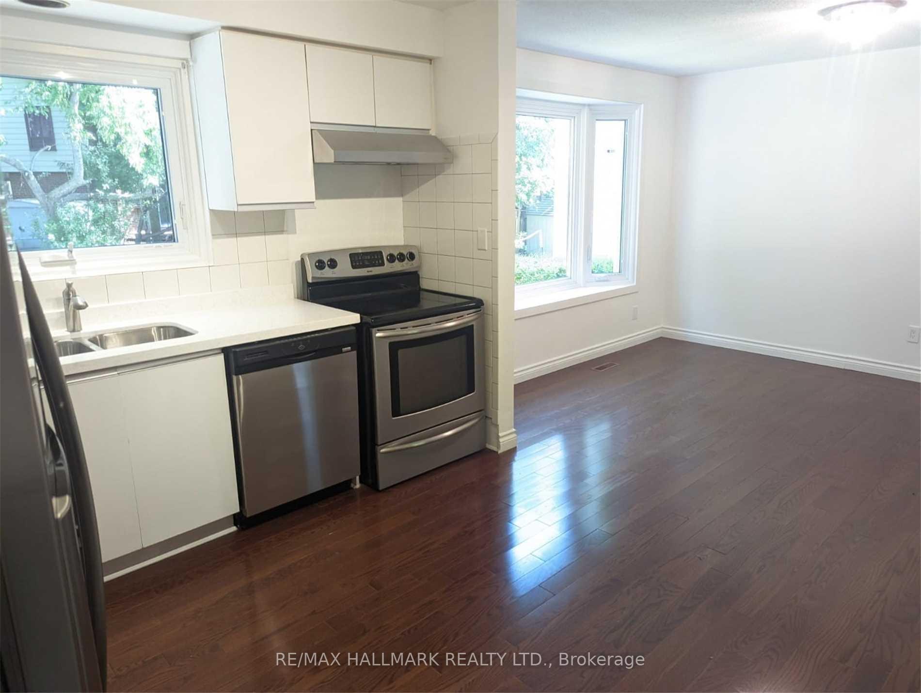 Photo 8 of 234 Romfield Circuit, Markham, Royal Orchard — HOMEH