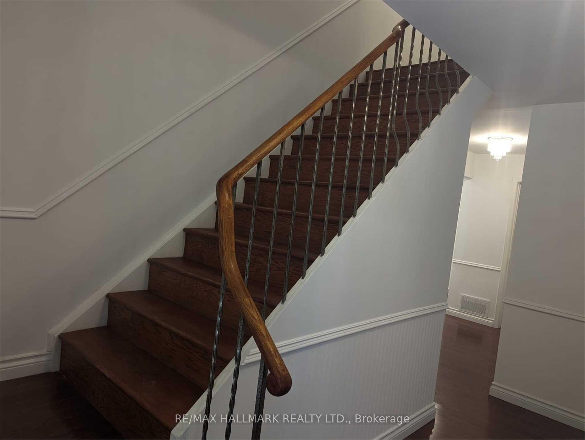 Photo 10 of 234 Romfield Circuit, Markham, Royal Orchard — HOMEH