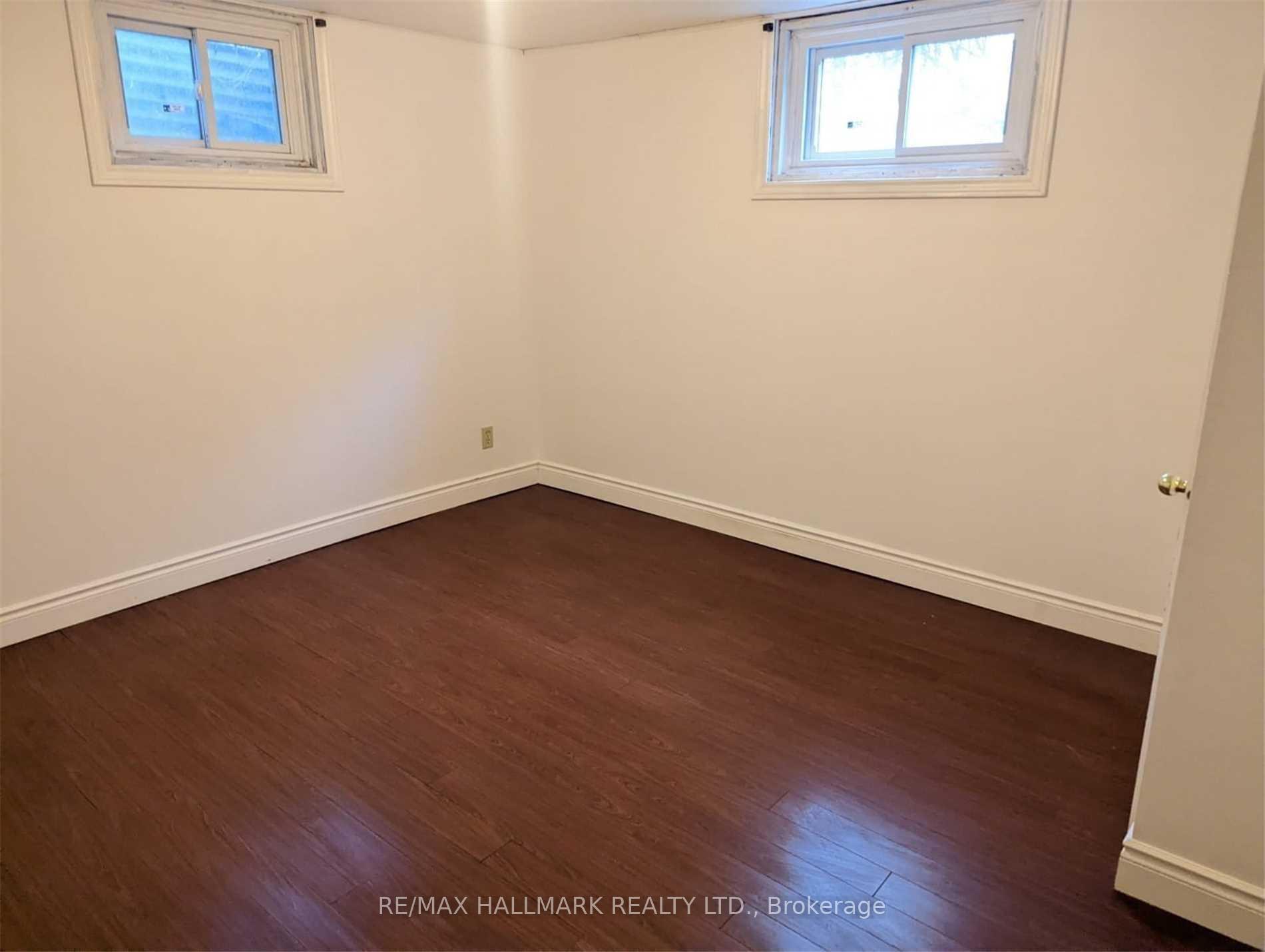 Photo 15 of 234 Romfield Circuit, Markham, Royal Orchard — HOMEH