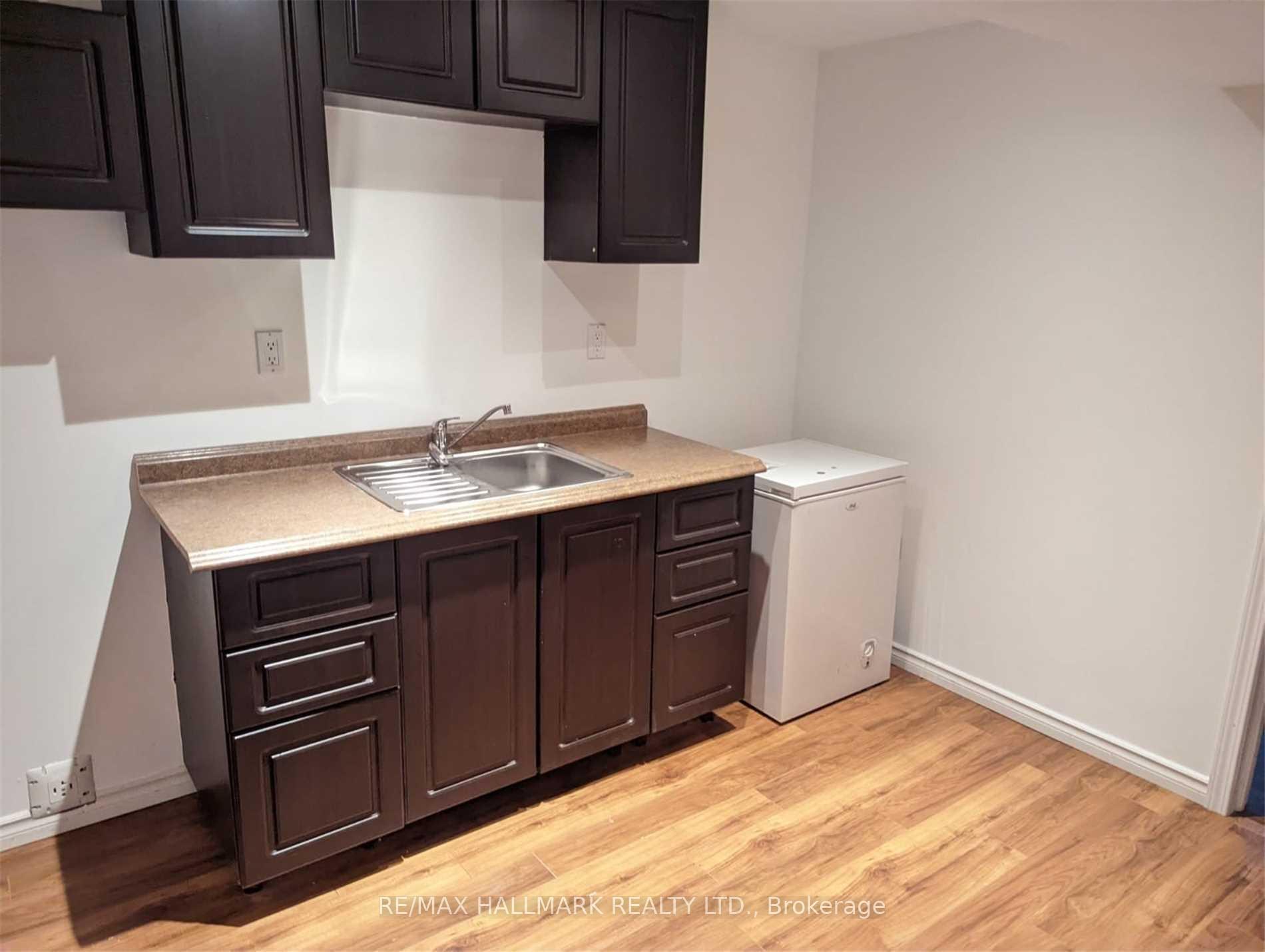 Photo 17 of 234 Romfield Circuit, Markham, Royal Orchard — HOMEH