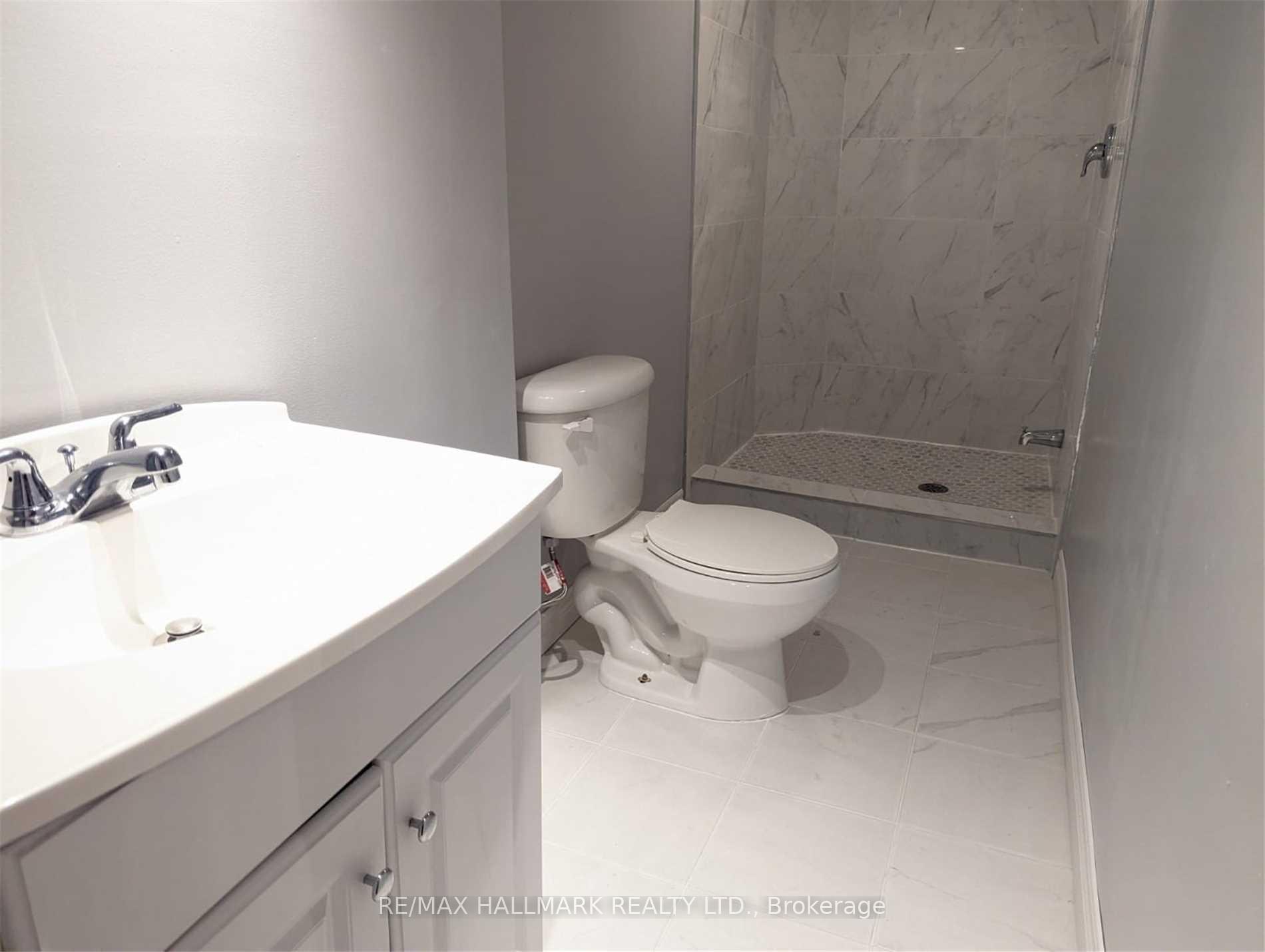 Photo 18 of 234 Romfield Circuit, Markham, Royal Orchard — HOMEH