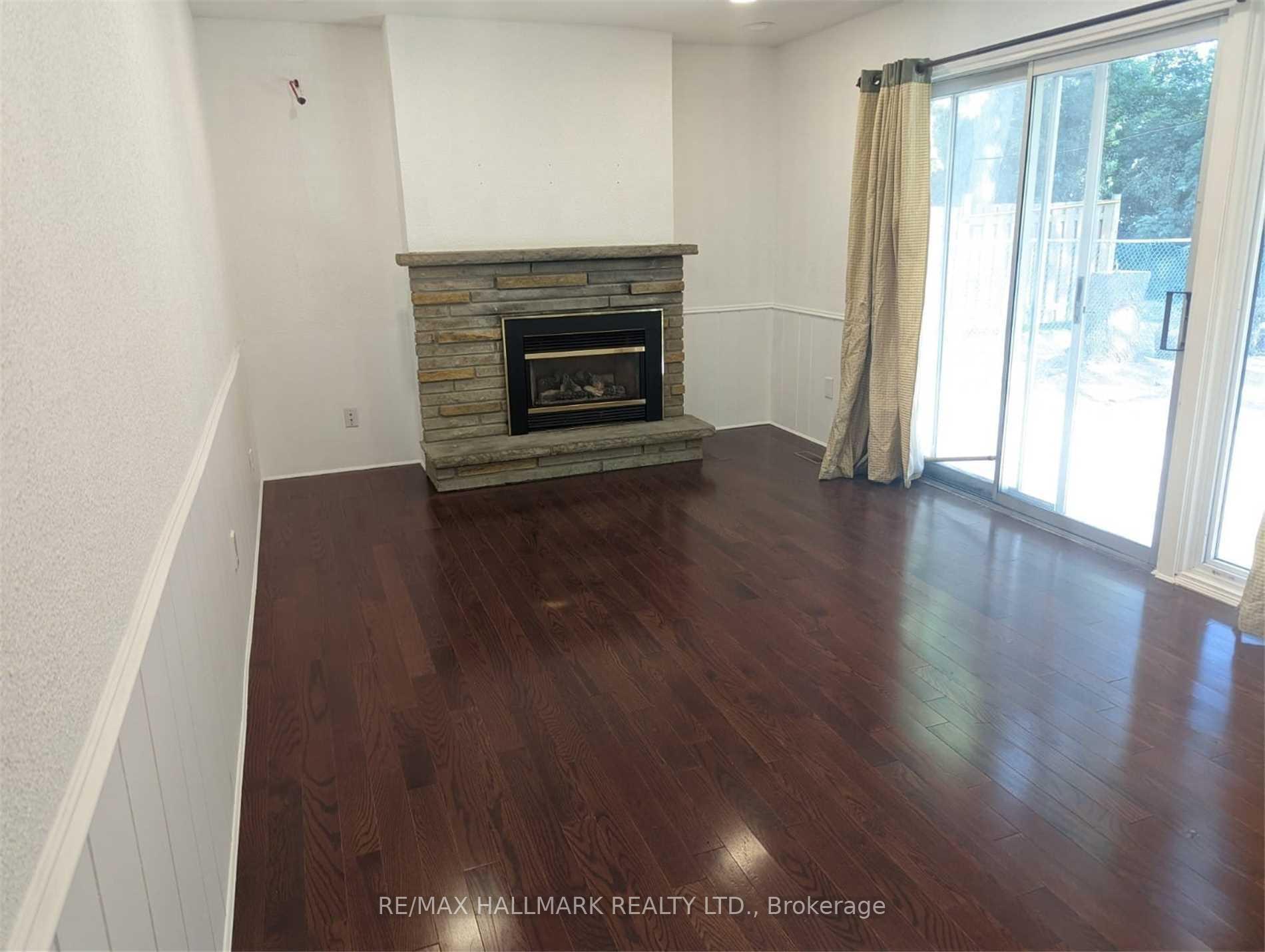 Photo 19 of 234 Romfield Circuit, Markham, Royal Orchard — HOMEH