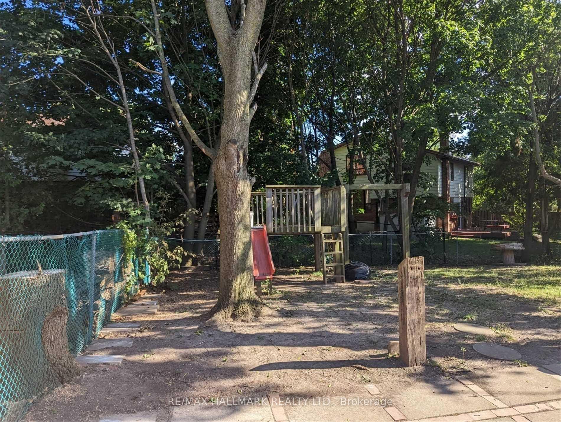 Photo 21 of 234 Romfield Circuit, Markham, Royal Orchard — HOMEH