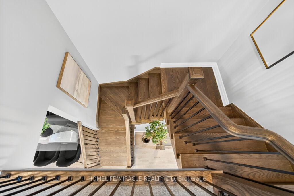 Photo 16 of 1681 Sauble Court, Milton, Bowes — HOMEH