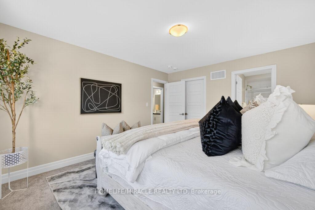 Photo 25 of 1681 Sauble Court, Milton, Bowes — HOMEH