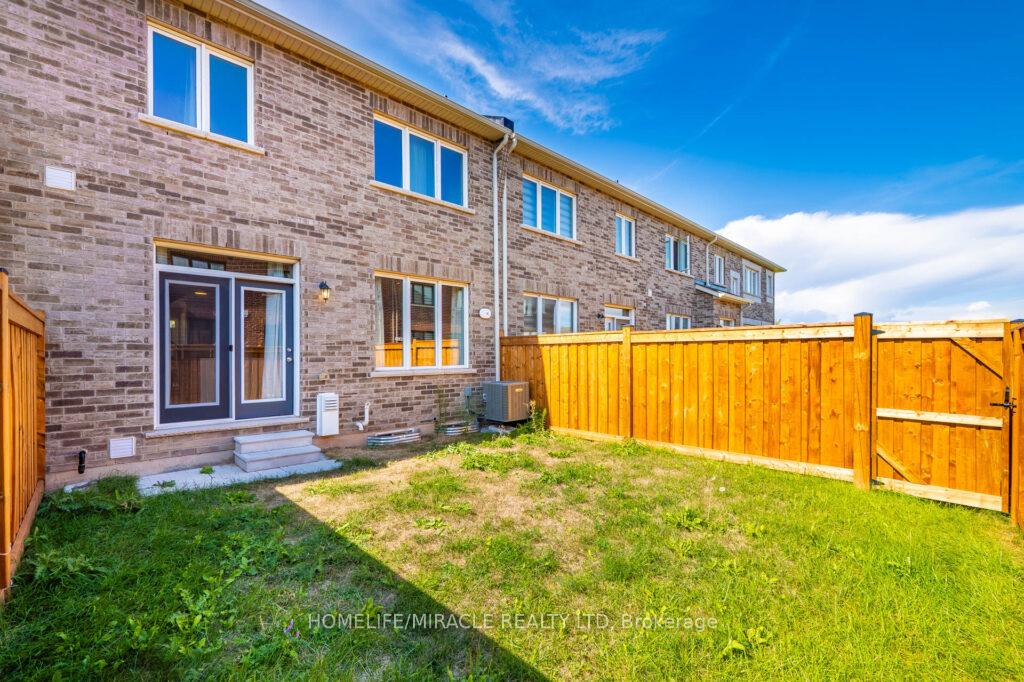 Photo 33 of 1681 Sauble Court, Milton, Bowes — HOMEH