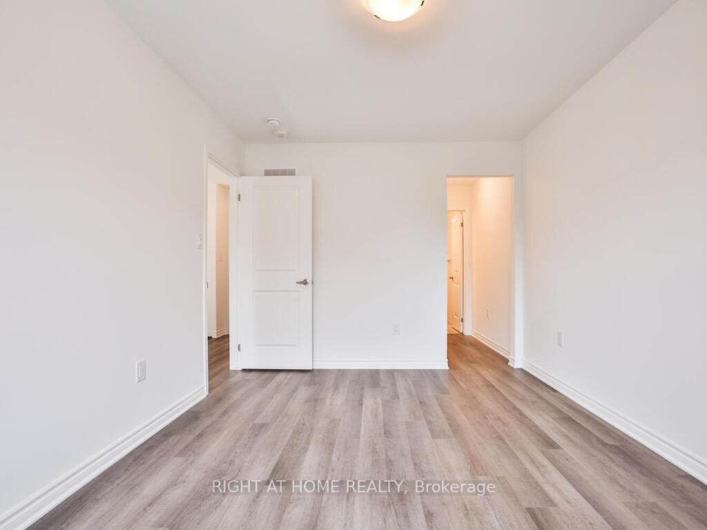 Photo 22 of Unit 63, 1317 Leriche Way, Milton, Bowes — HOMEH