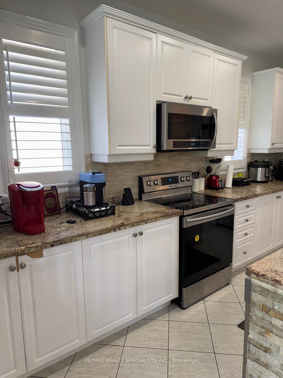 Photo 22 of Unit Upper, 524 Cusick Circle, Milton, Harrison — HOMEH