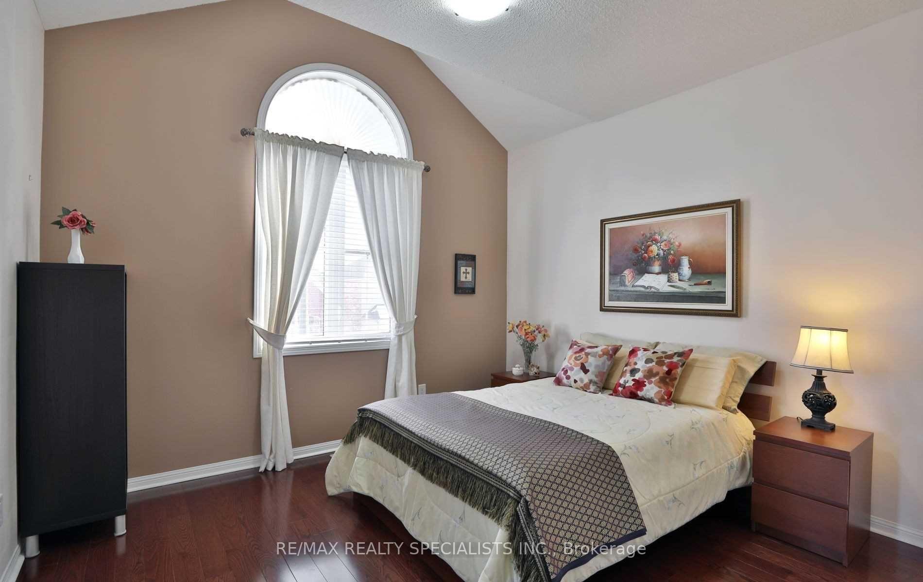 Photo 30 of Unit Upper, 524 Cusick Circle, Milton, Harrison — HOMEH