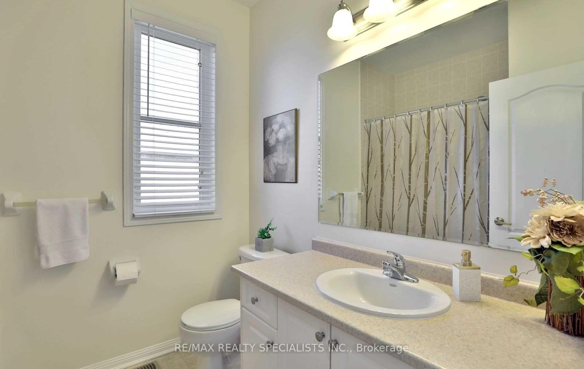 Photo 17 of Unit Upper, 524 Cusick Circle, Milton, Harrison — HOMEH