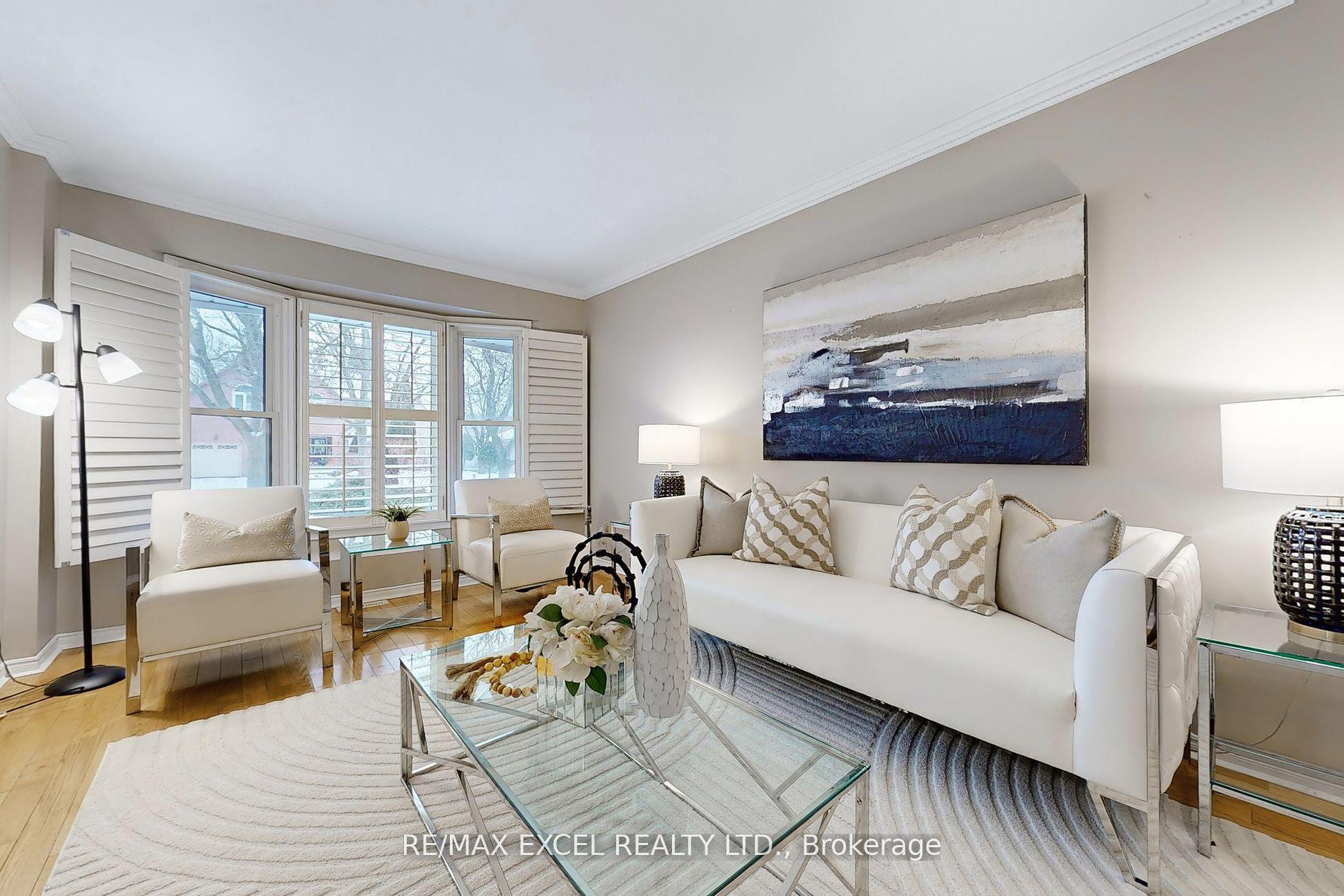 Photo 3 of 31 Barlow Road, Markham, Unionville — HOMEH