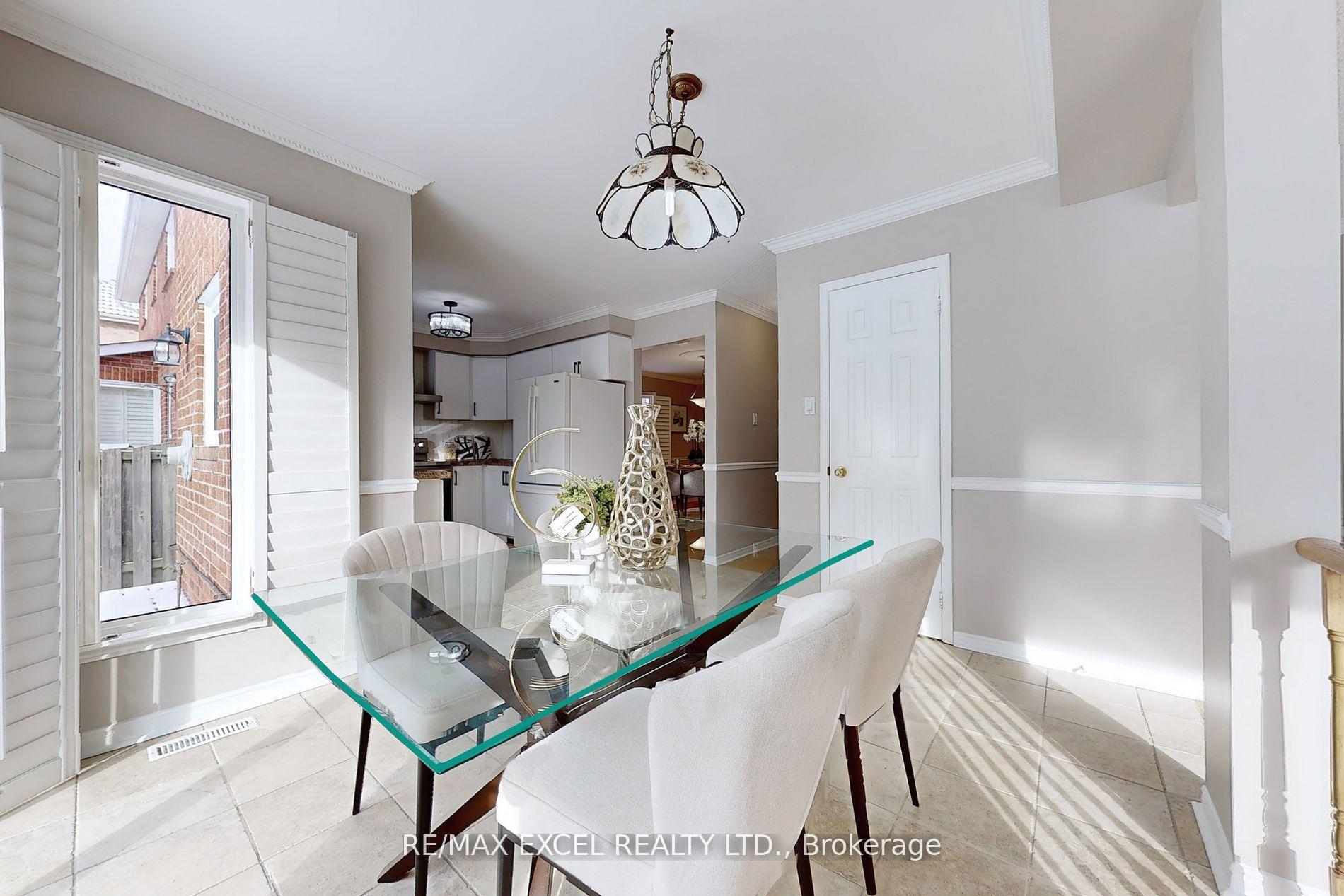 Photo 15 of 31 Barlow Road, Markham, Unionville — HOMEH