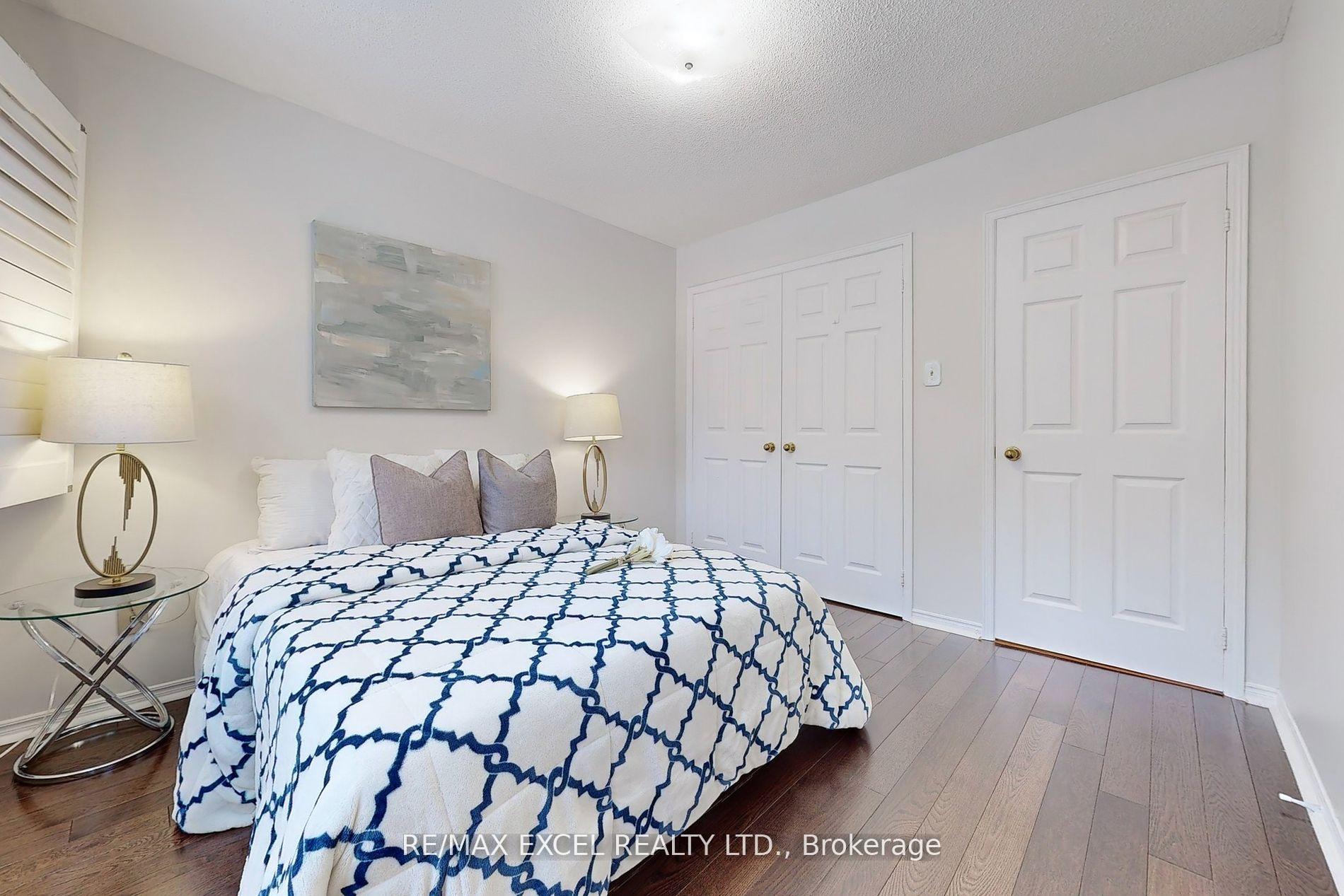 Photo 26 of 31 Barlow Road, Markham, Unionville — HOMEH
